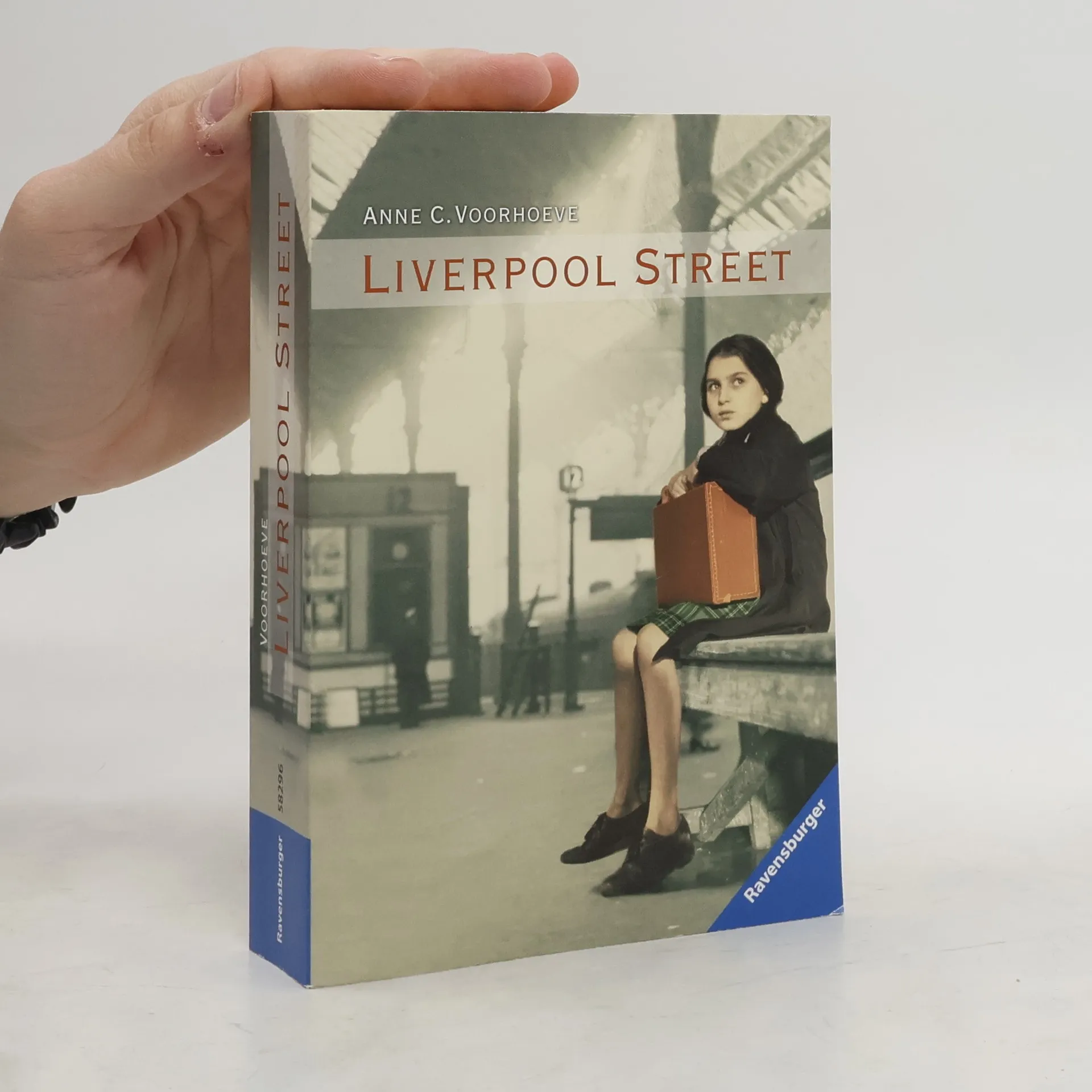 Liverpool Street | Book | Anne C. Voorhoeve | DE