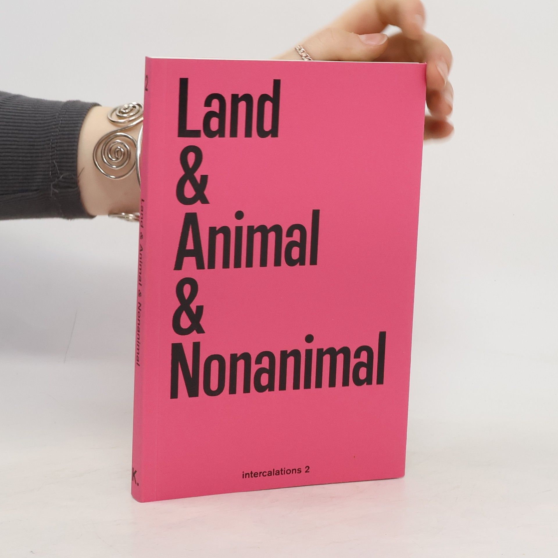 Anna Sophie Springer Land & animal & nonanimal