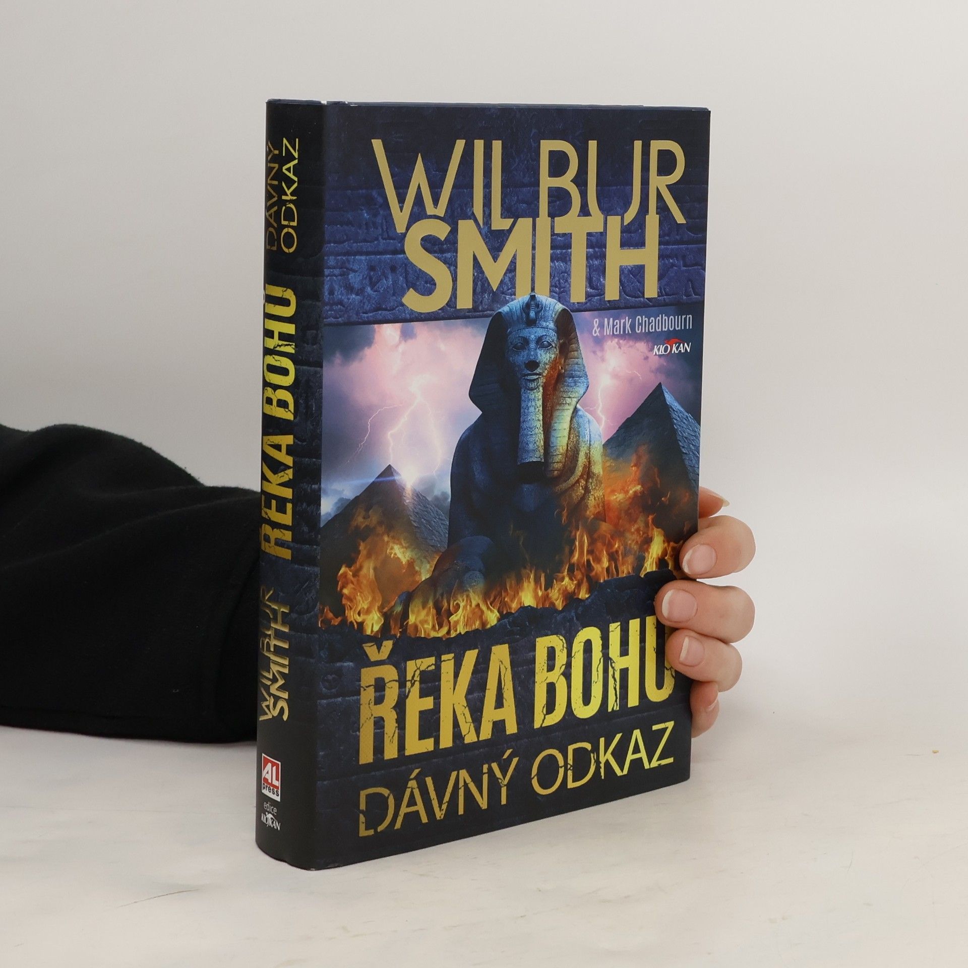 Mark Chadbourn Řeka bohů. Dávný odkaz