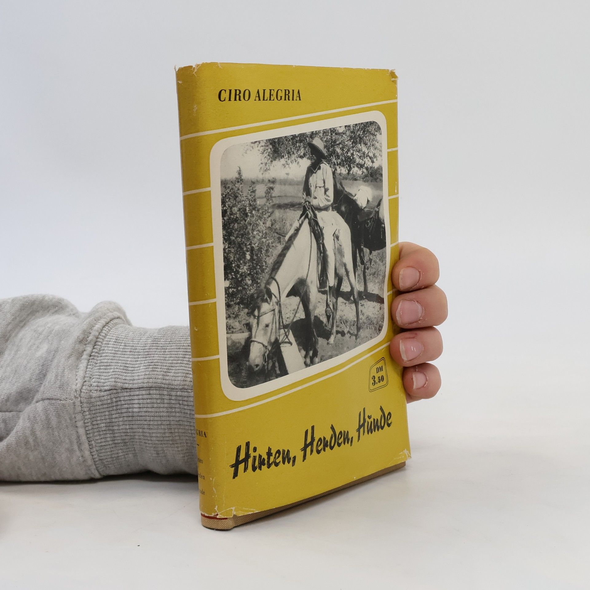 Ciro Alegría Hirten, Herden, Hunde