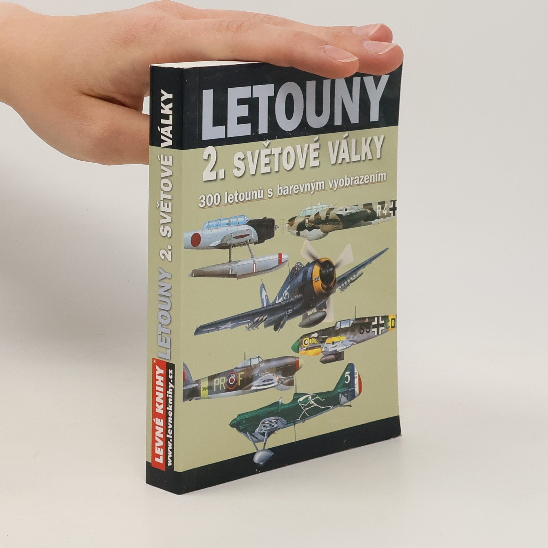 Christopher Chant Letouny 2. světové války