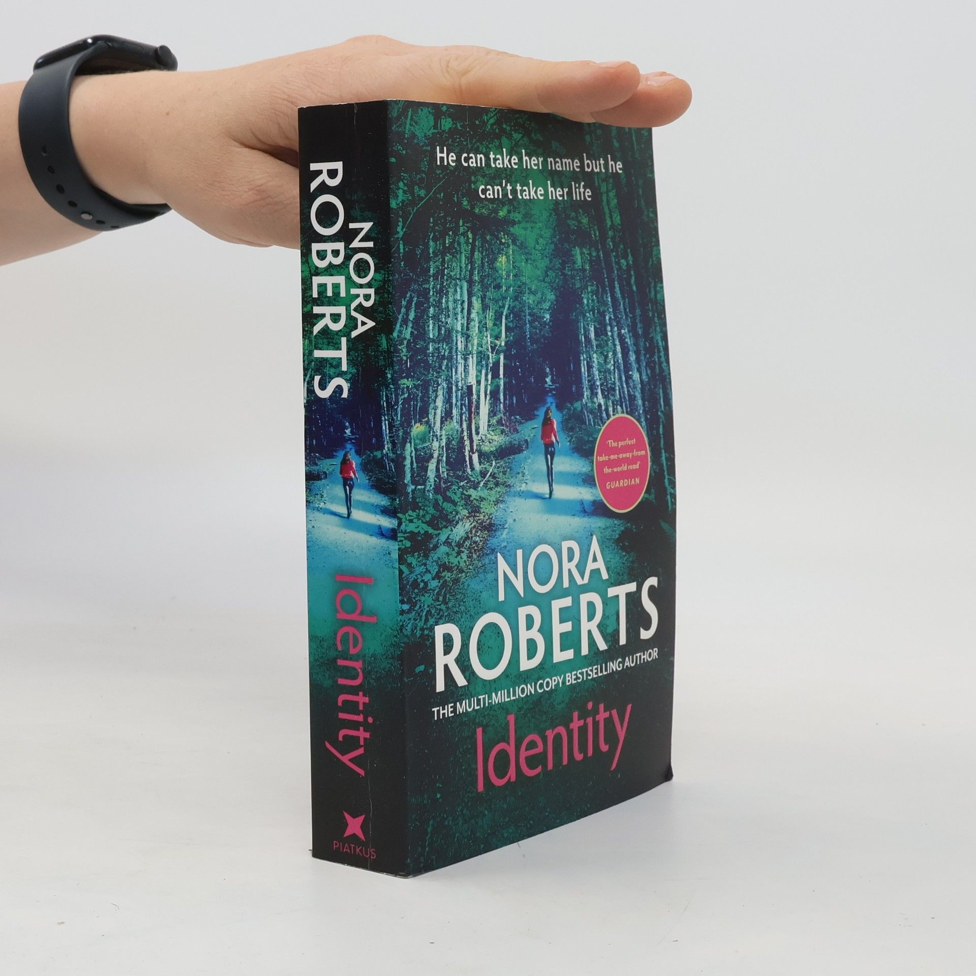 Nora Roberts Identity