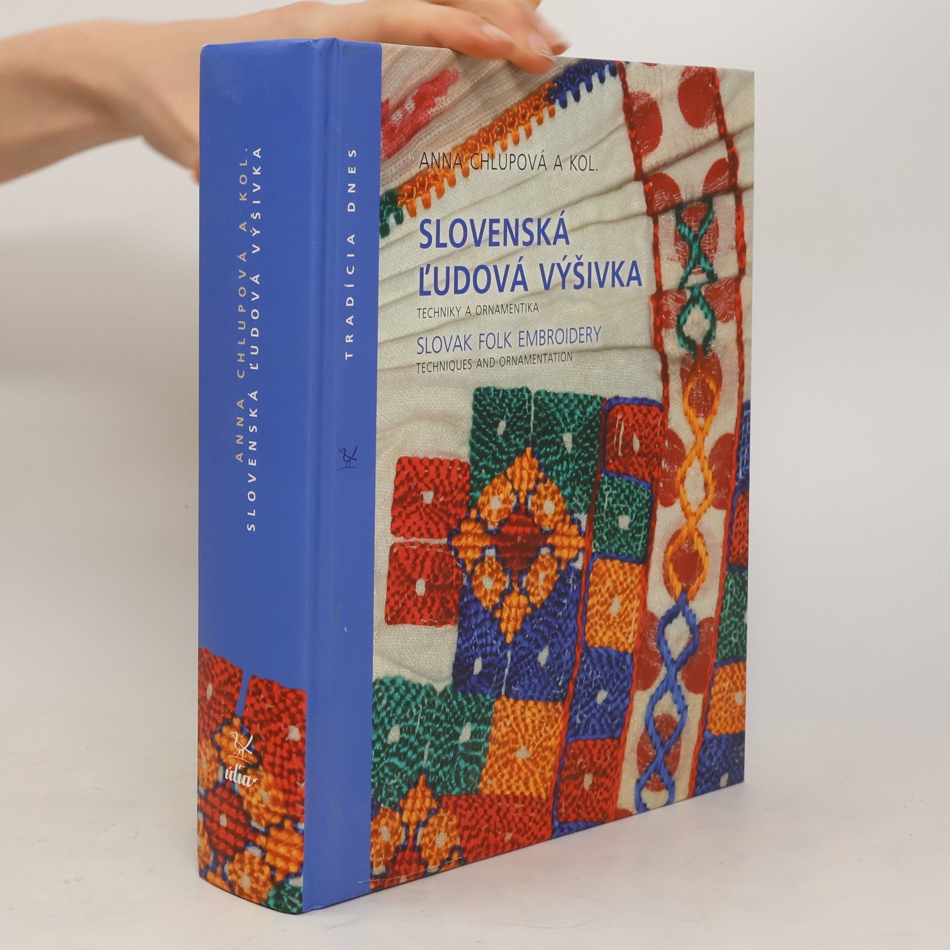 Anna Chlupová Slovenská ľudová výšivka