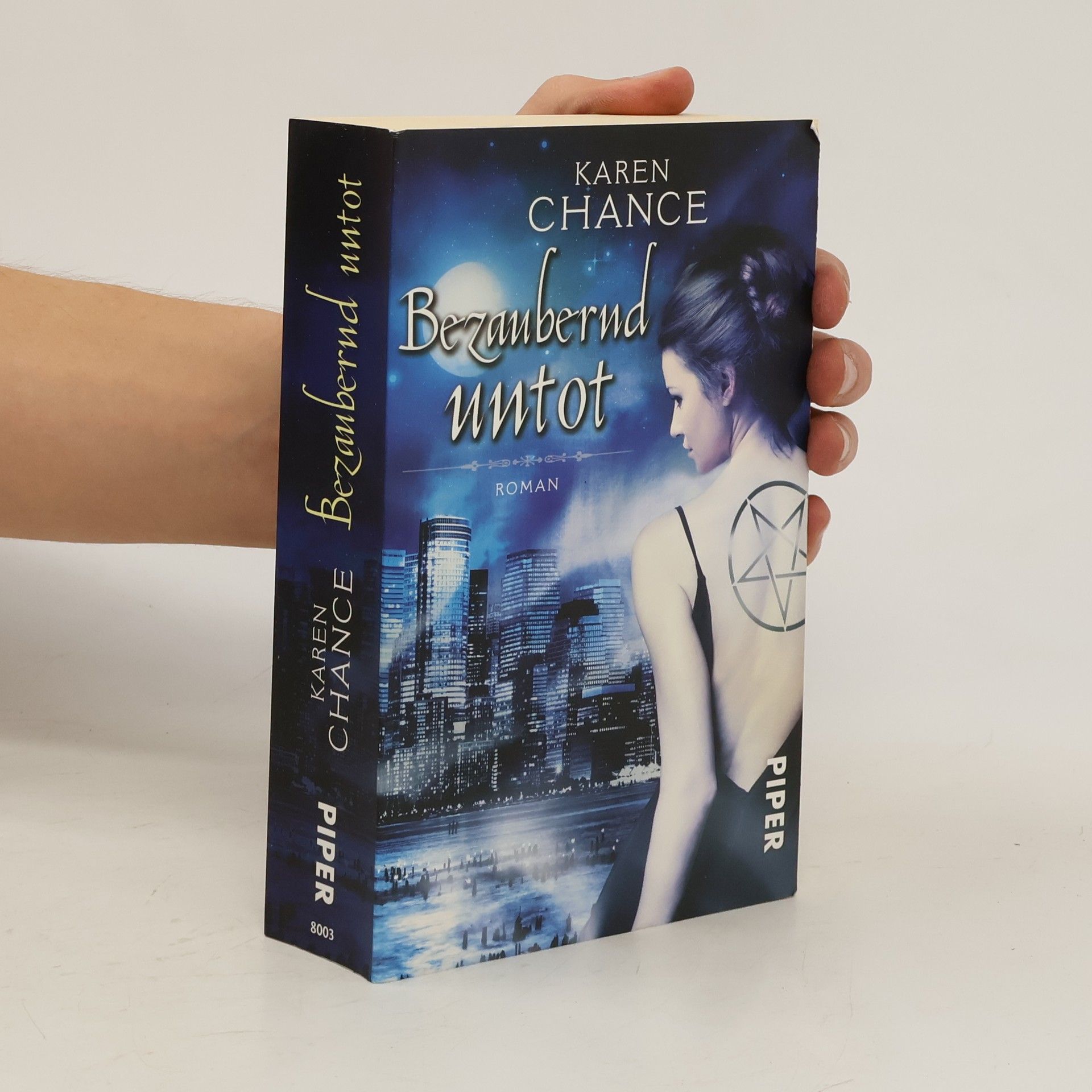 Karen Chance Bezaubernd untot