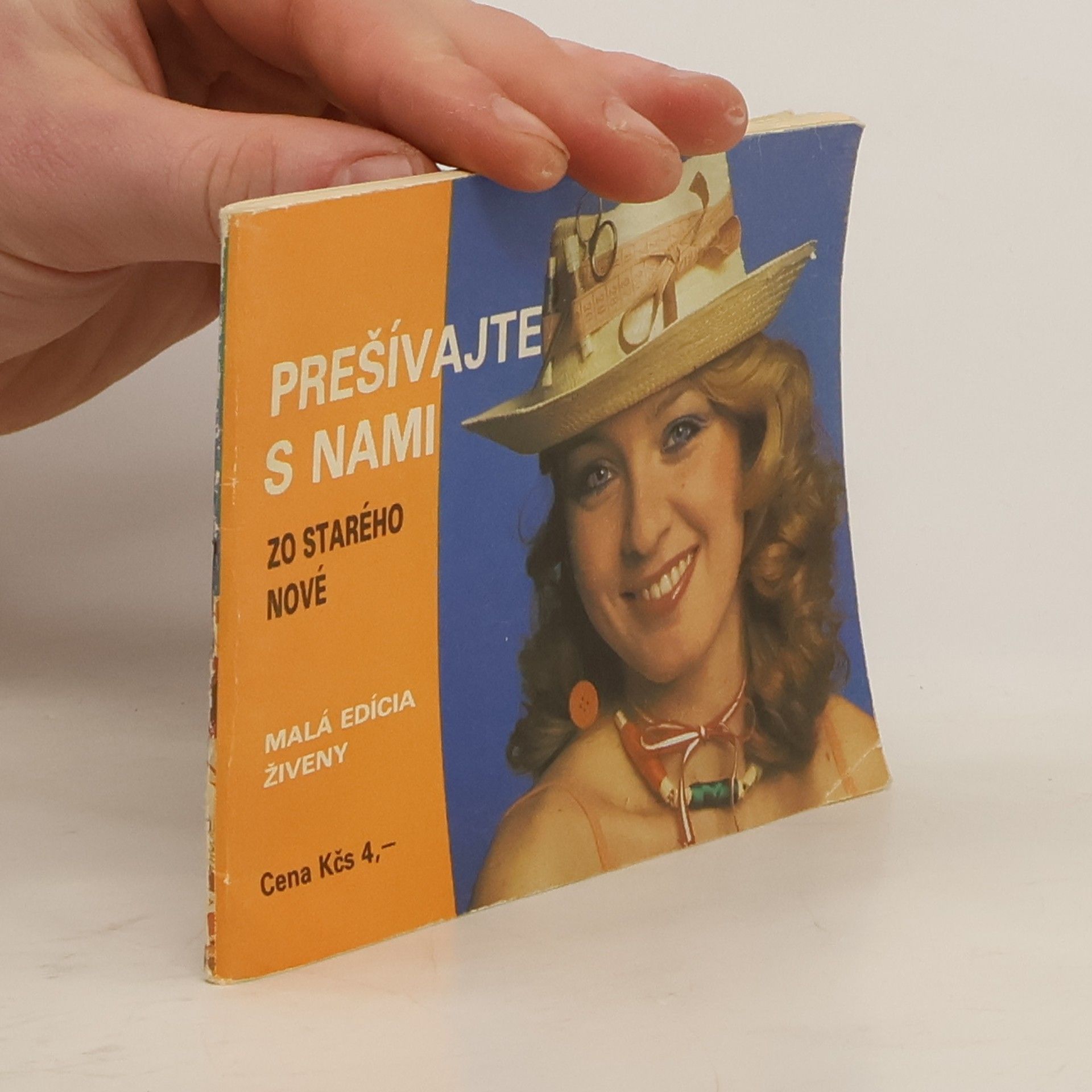 Collectif d'auteurs Prešívajte s nami zo starého nové