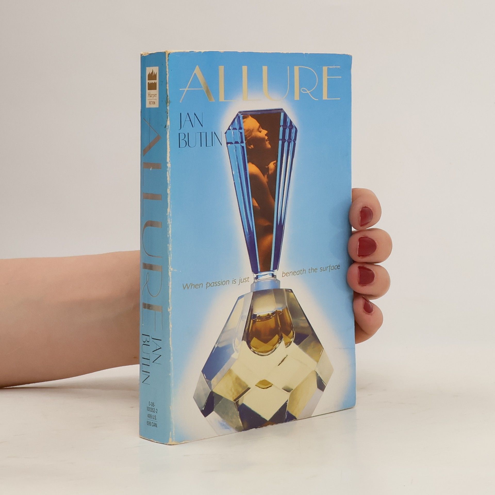 Jan Butlin Allure