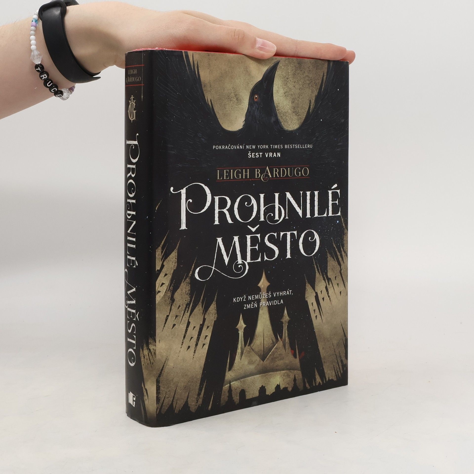 Leigh Bardugo Prohnilé město