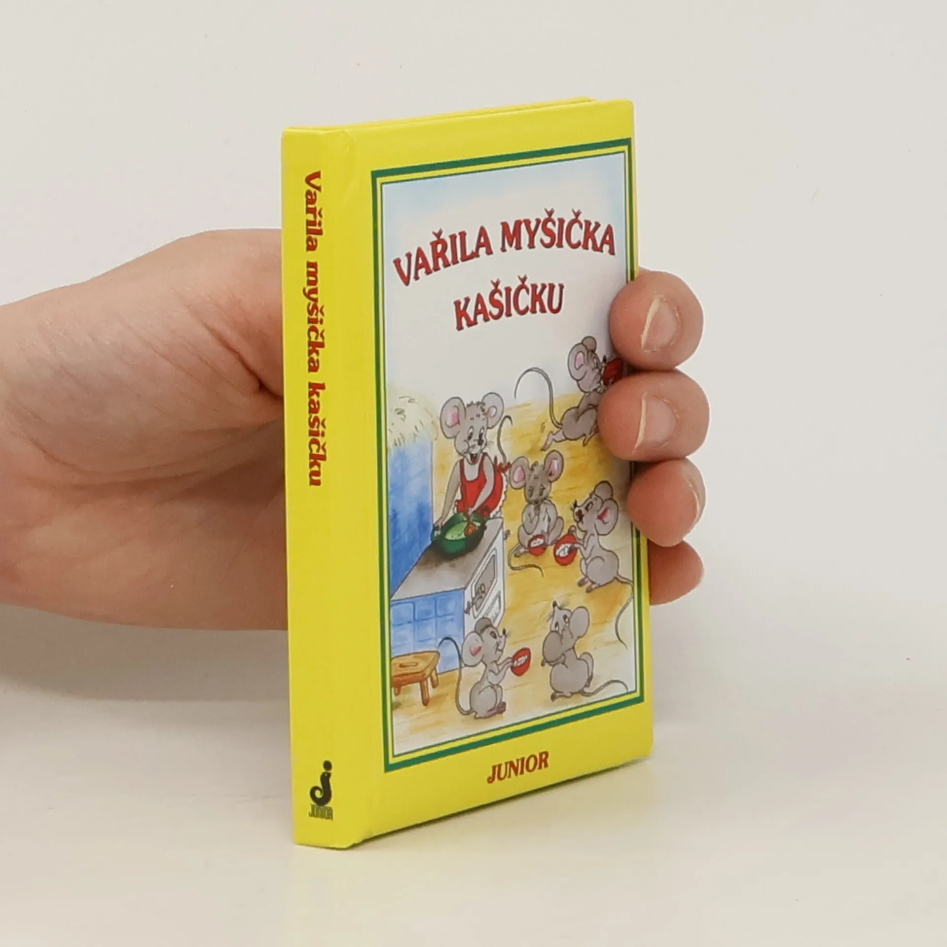 Vařila myšička kašičku | Kniha | pevná | kolektiv | CS