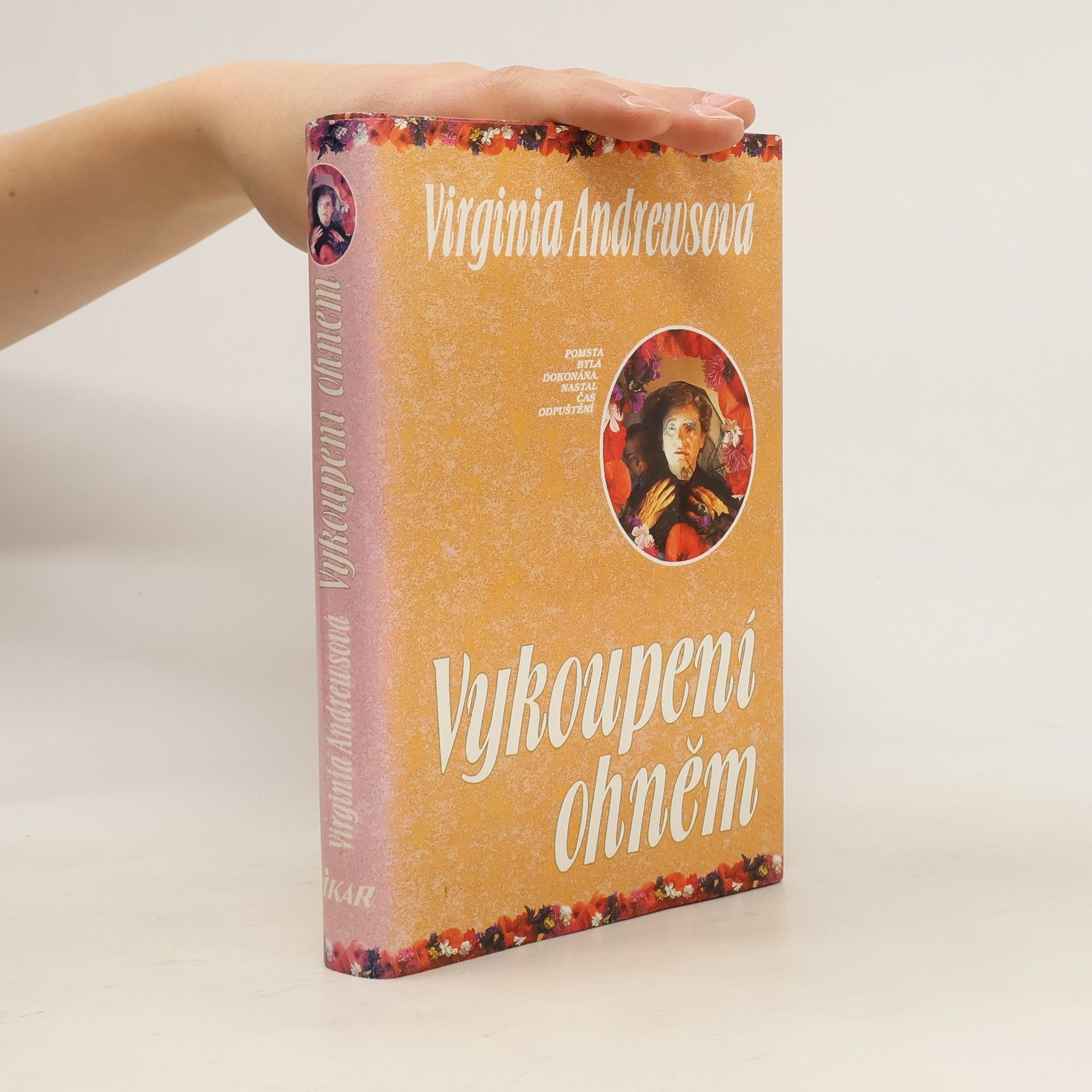 V. C. Andrews Vykoupení ohněm