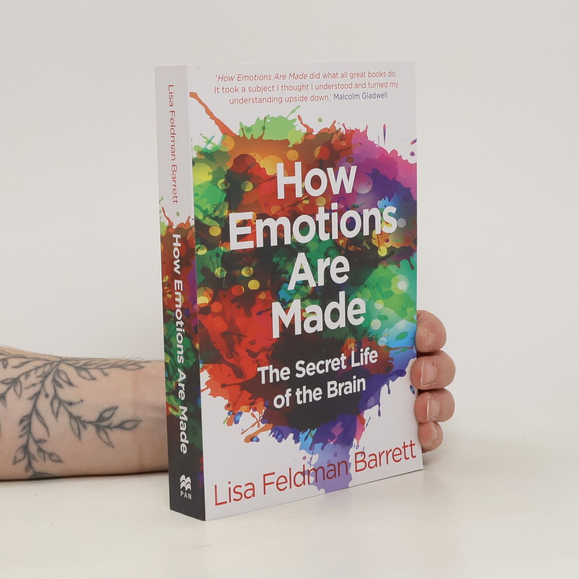 Lisa Feldman Barrett How emotions are made : the secret life of the brain
