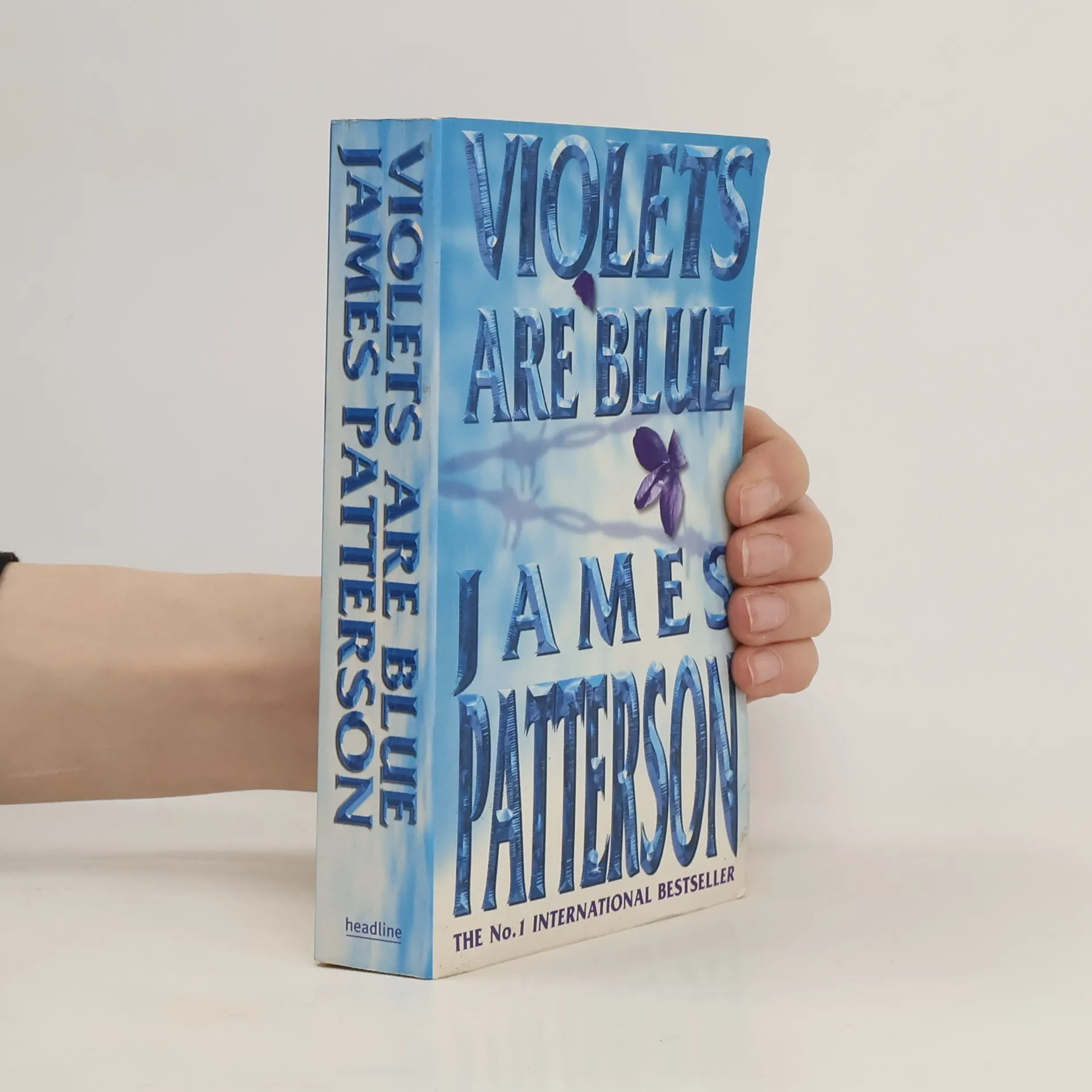 Violets are blue | Book | James Patterson | EN