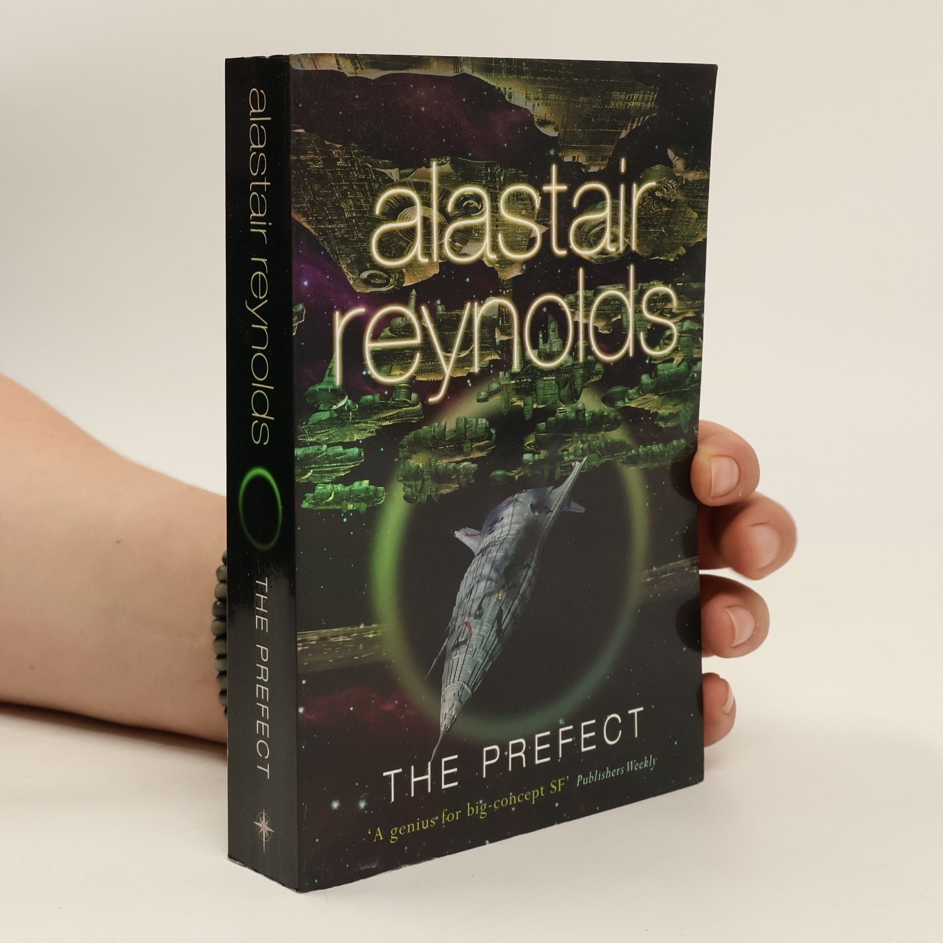 Alastair Reynolds The prefect
