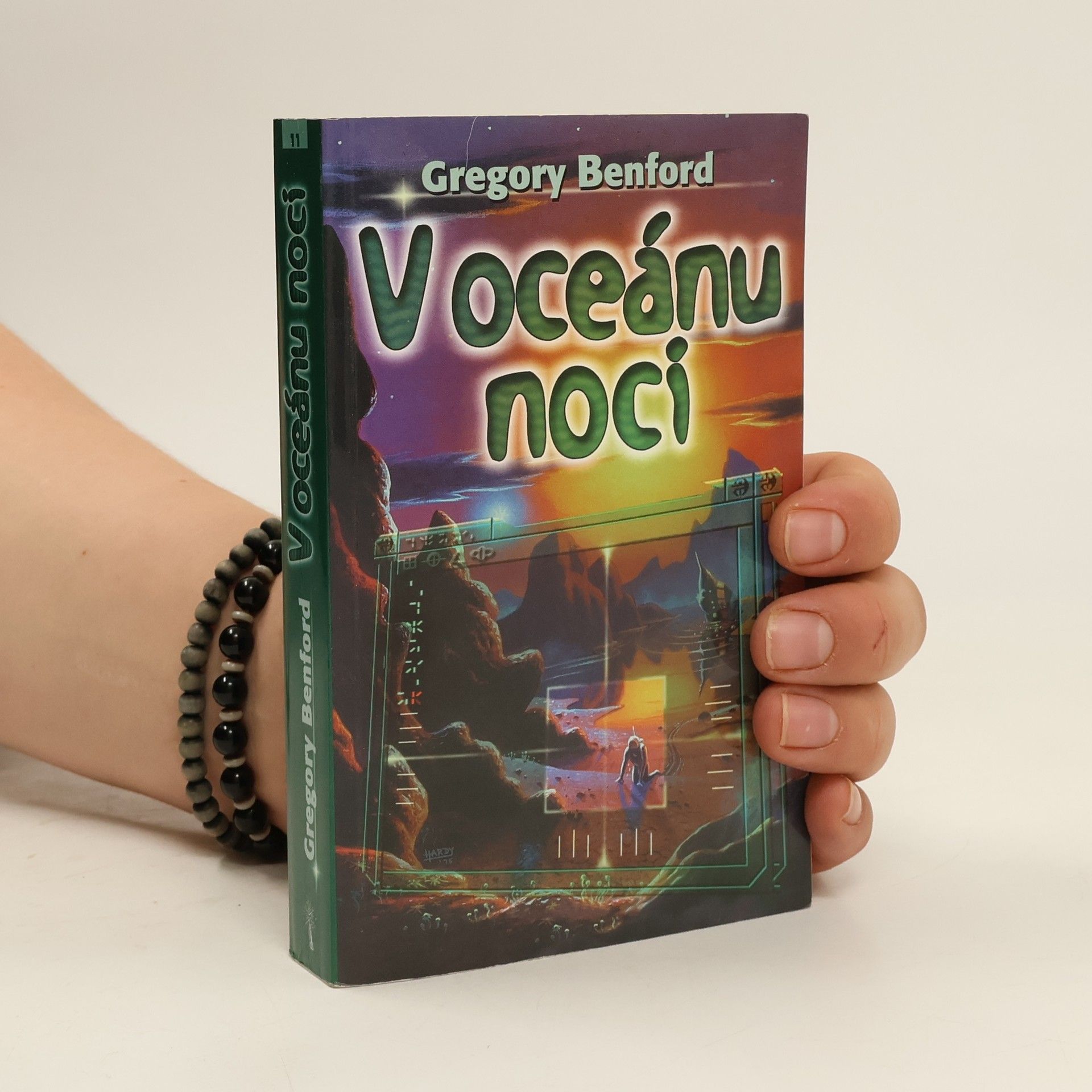 Gregory Benford V oceánu noci