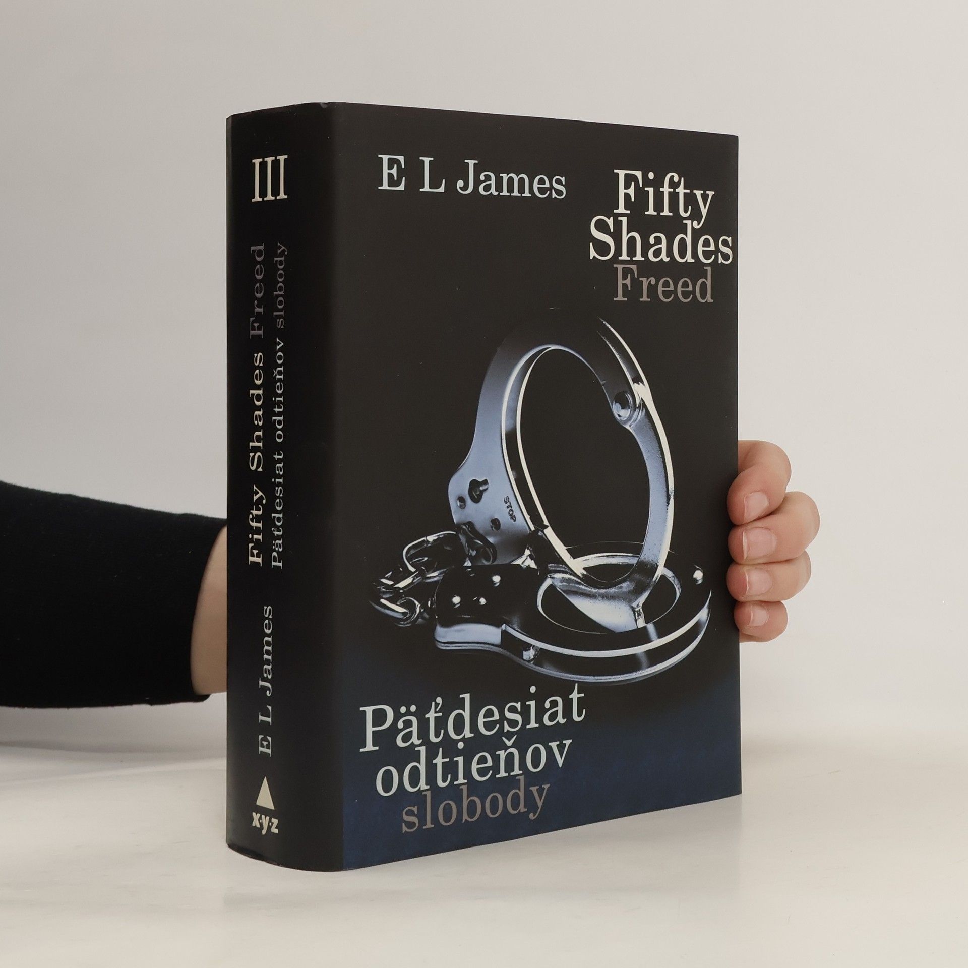 E. L. James Päťdesiat odtieňov slobody