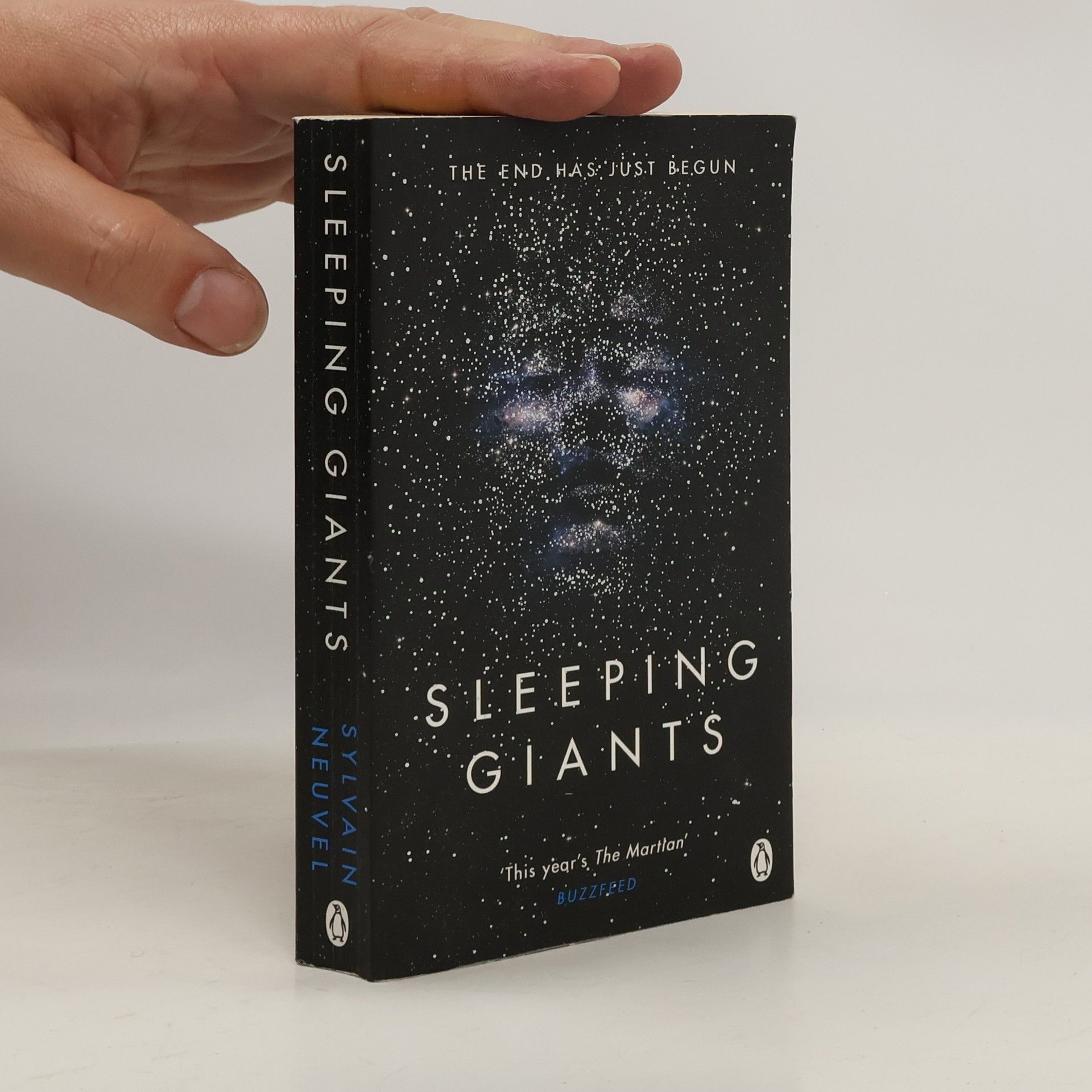 Sylvain Neuvel Sleeping giants