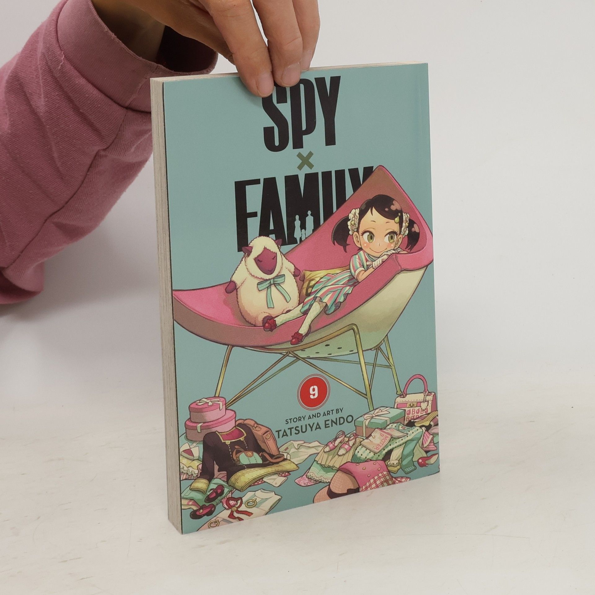 Tacuja Endó Spy x Family 9