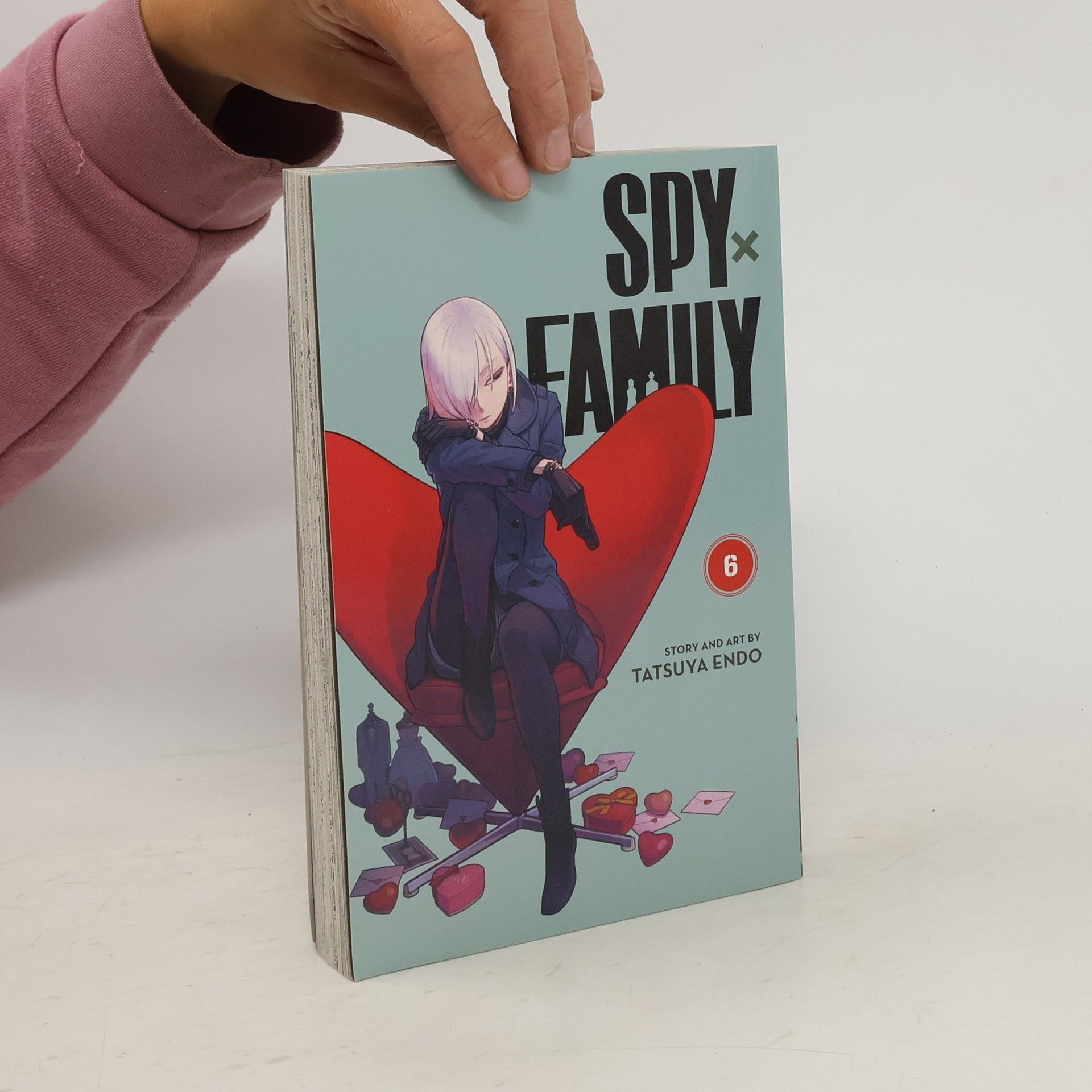 Tacuja Endó Spy x Family, Vol. 6