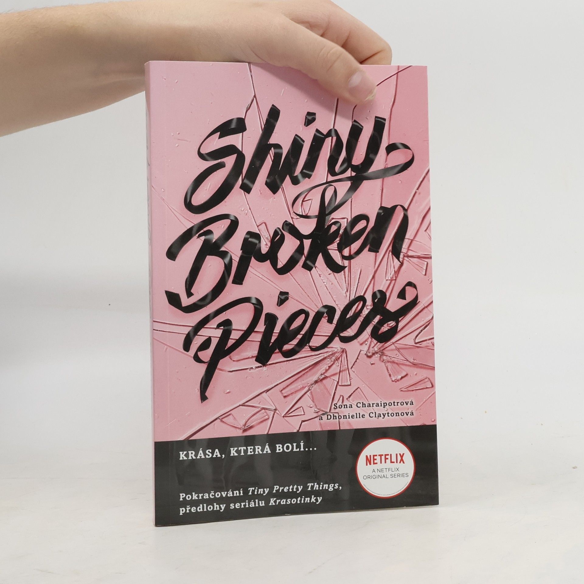 Sona Charaipotra Shiny broken pieces