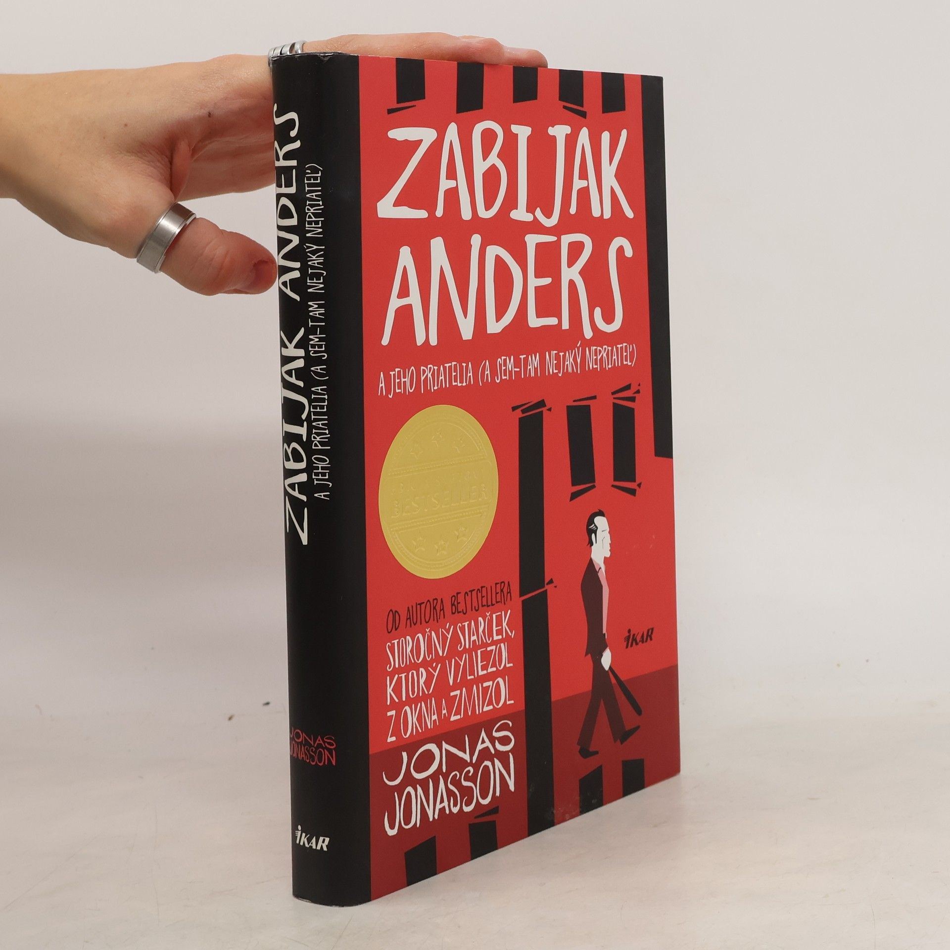 Jonas Jonasson Zabijak Anders a jeho priatelia