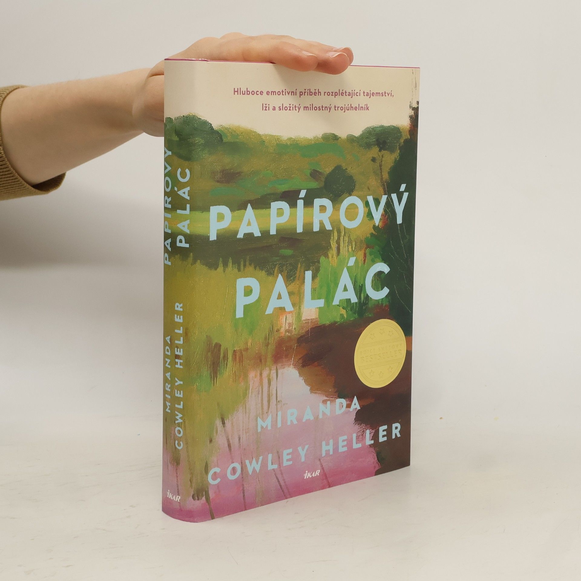 Miranda Cowley Heller Papírový palác