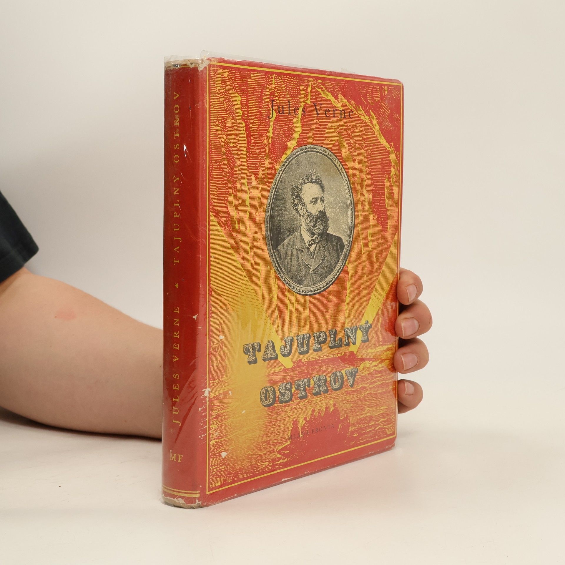Jules Verne Tajuplný ostrov