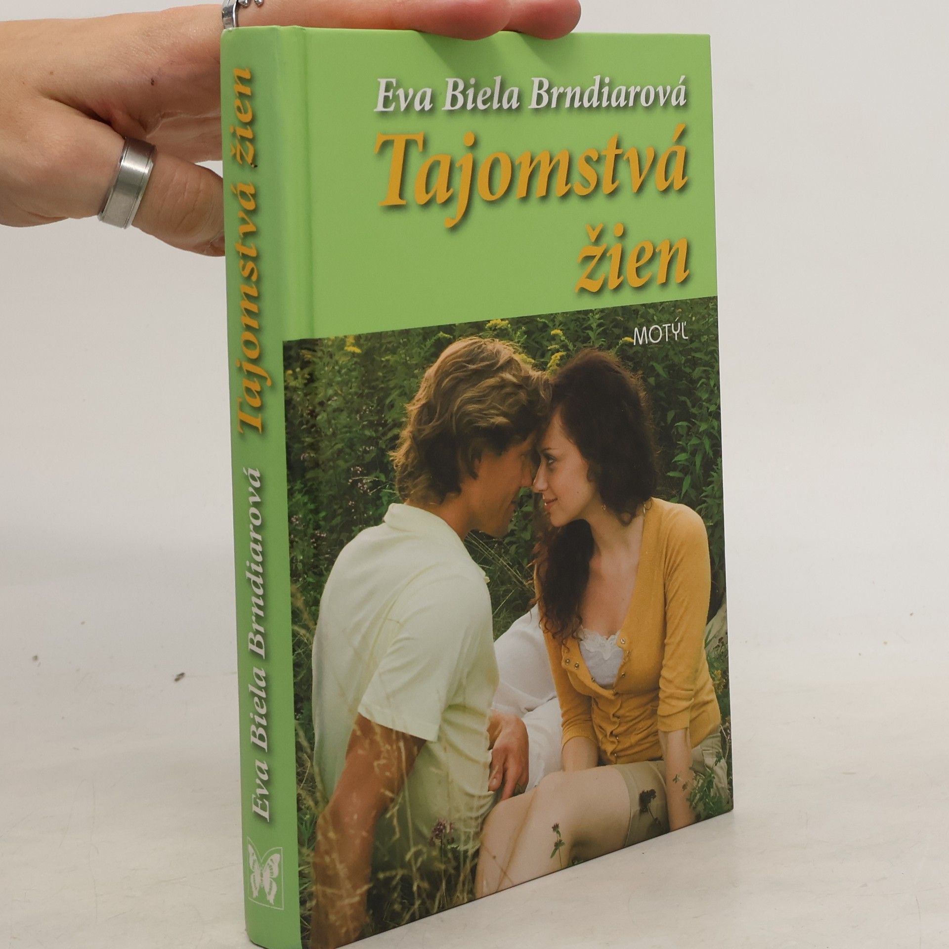 Eva Biela Brndiarová Tajomstvá žien