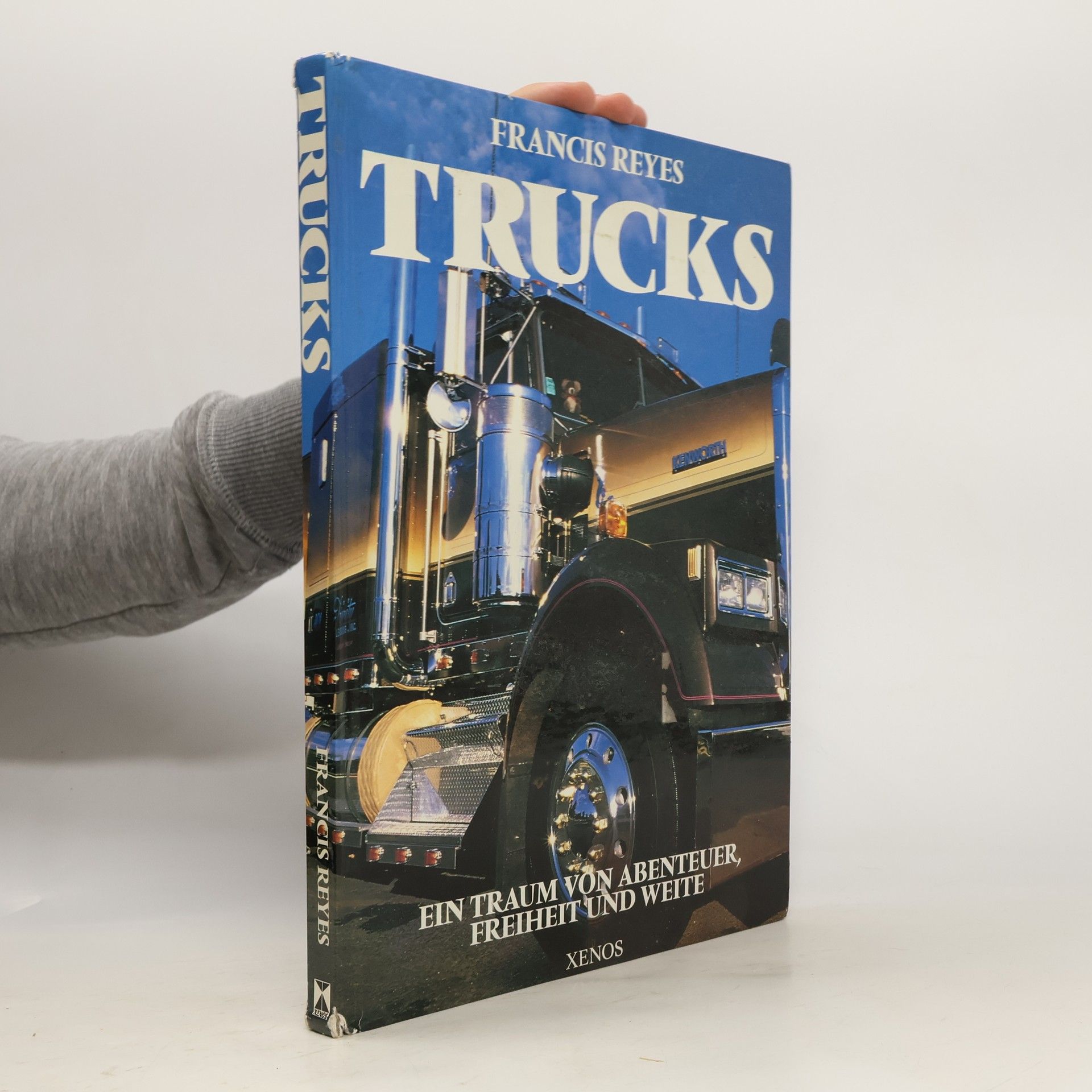 Francis Reyes Trucks