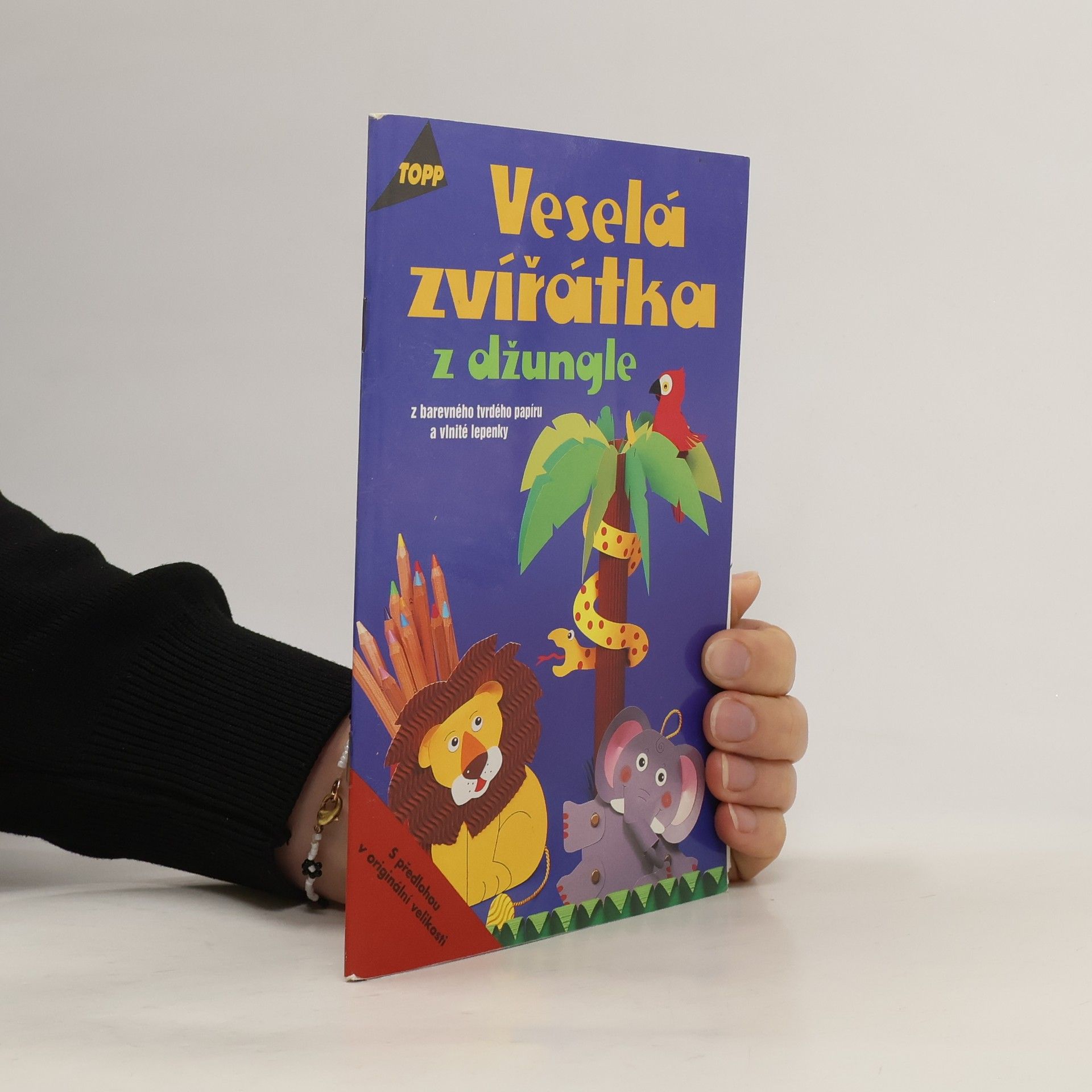 Pia Pedevilla Veselá zvířátka z džungle : z barevného tvrdého papíru a vlnité lepenky