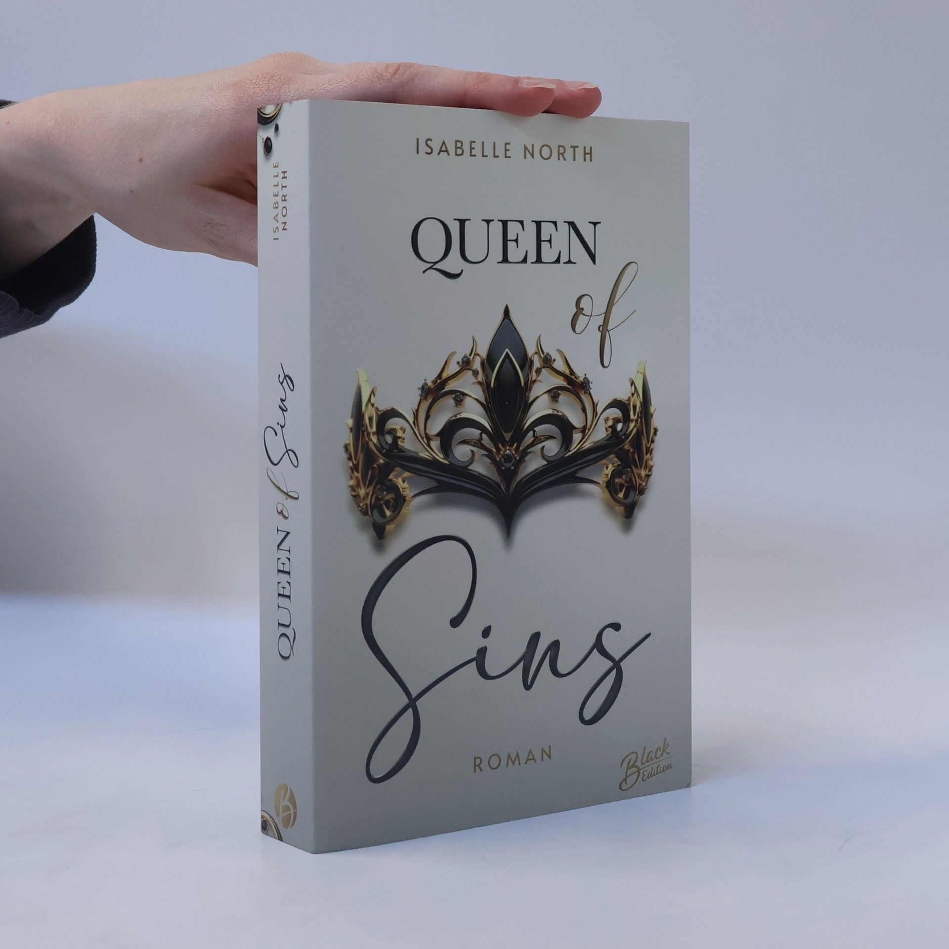 Isabelle North Queen of Sins