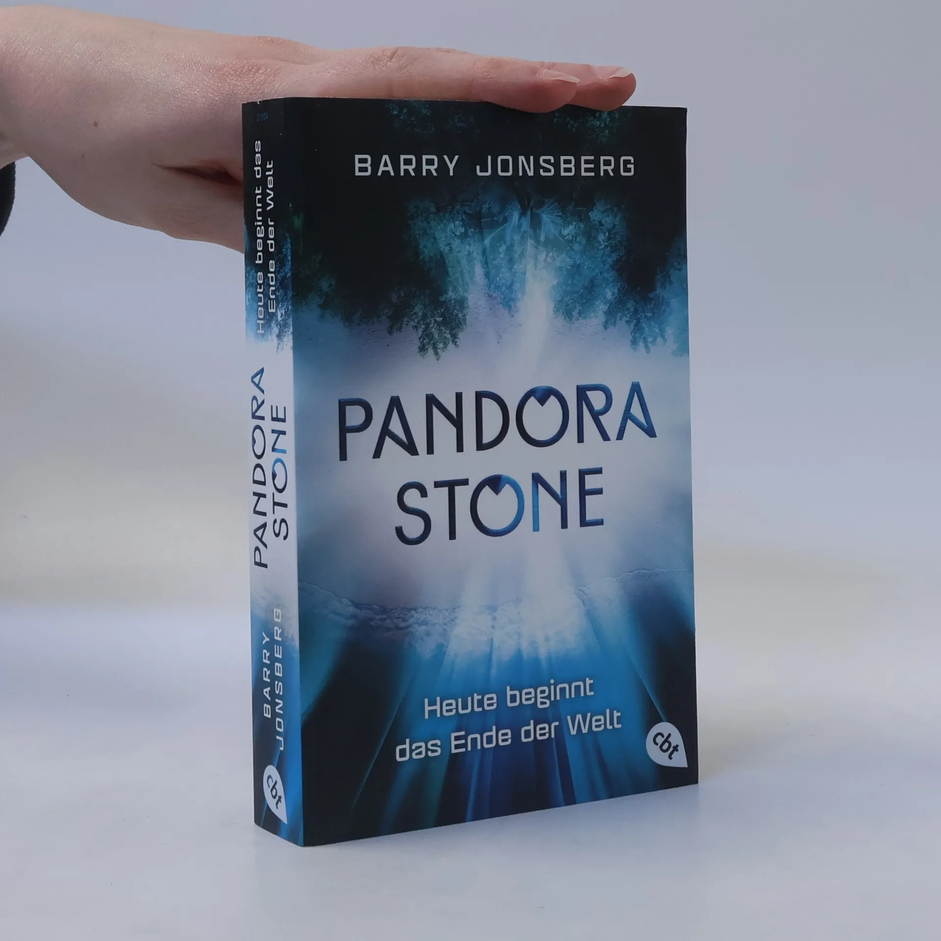 Pandora Stone. Heute beginnt das Ende der Welt | Book | Barry Jonsberg | DE