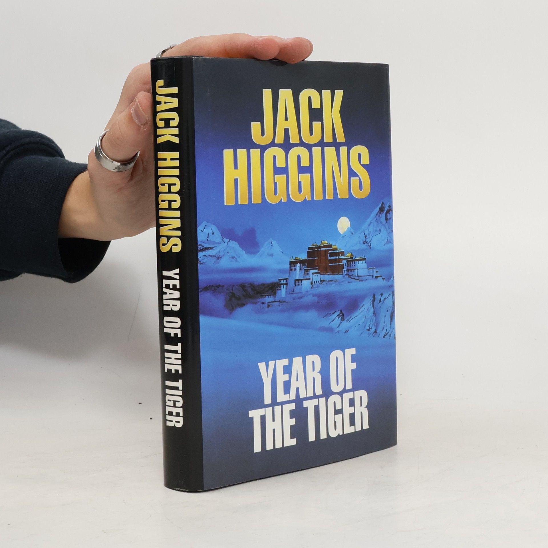 Jack Higgins Year of the Tiger