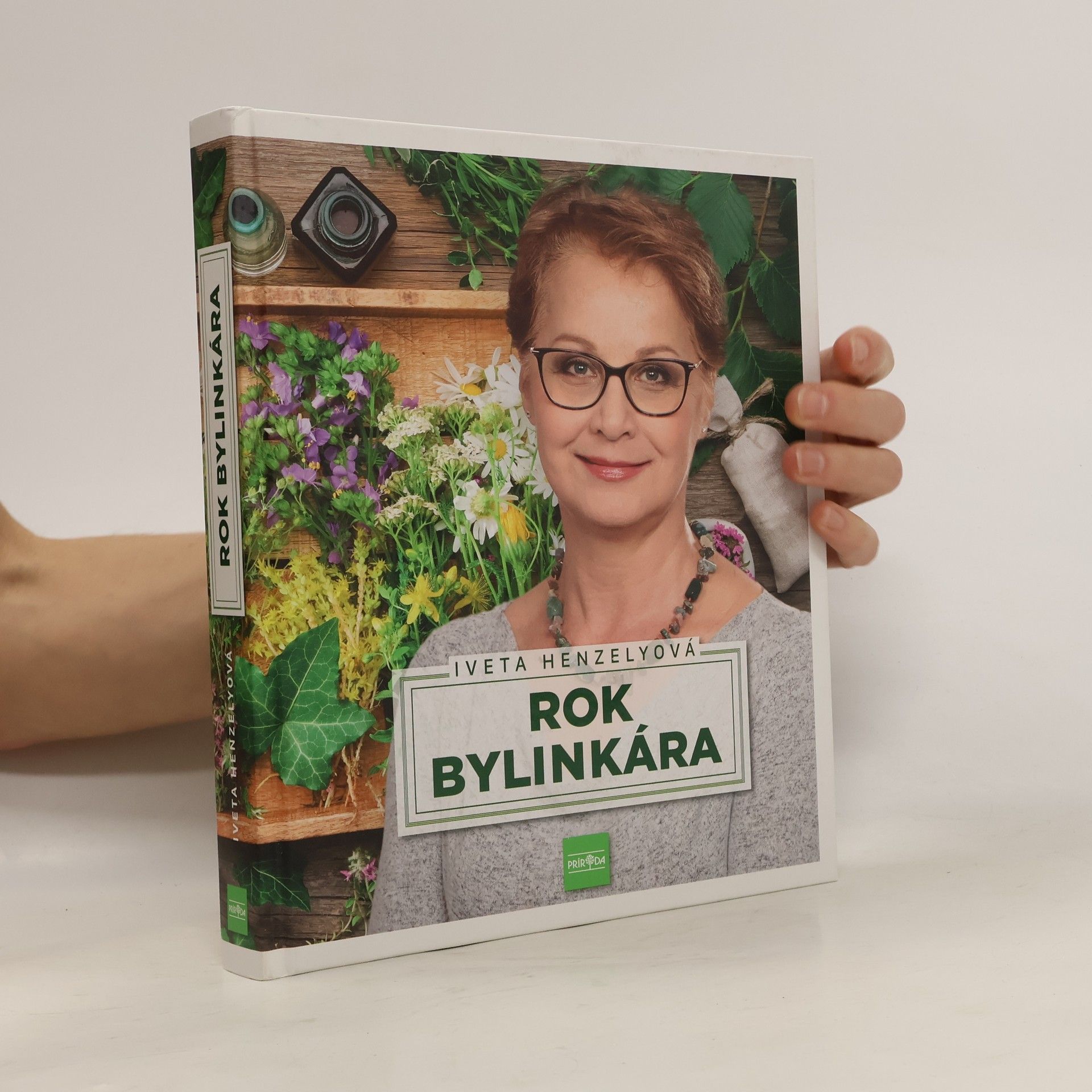 Iveta Henzelyová Rok bylinkára