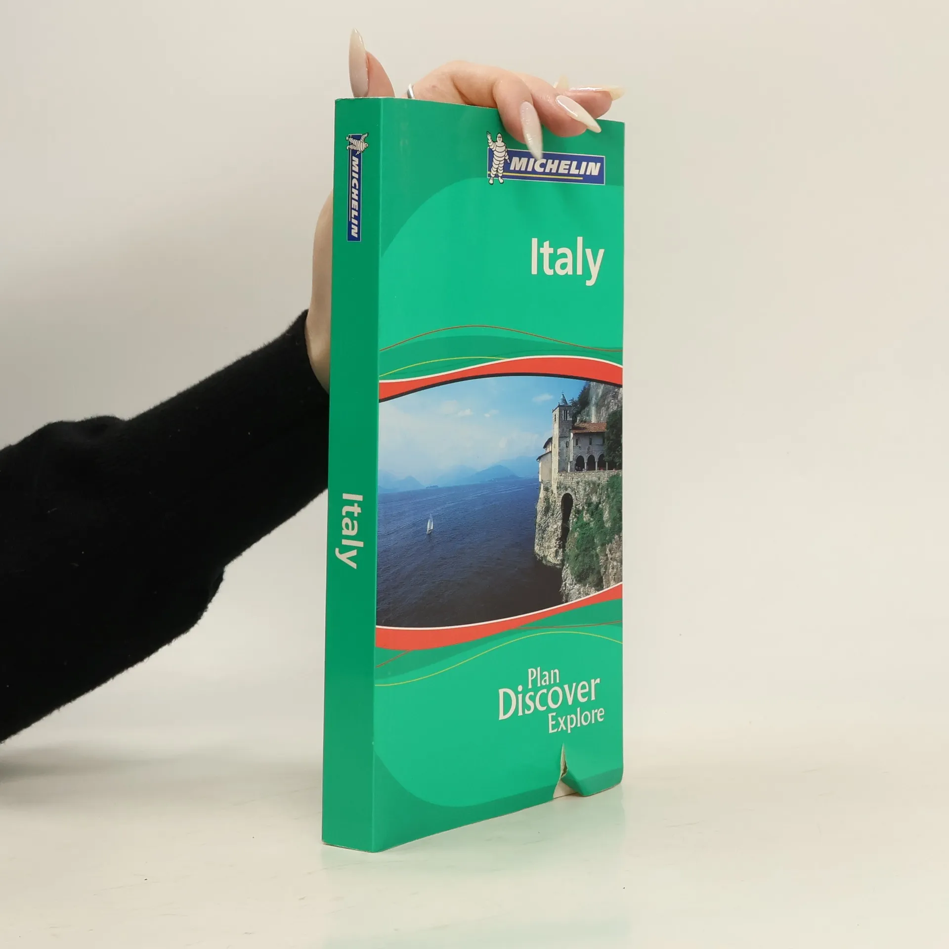 Italy | Book | Paperback | Gwen Cannon | EN