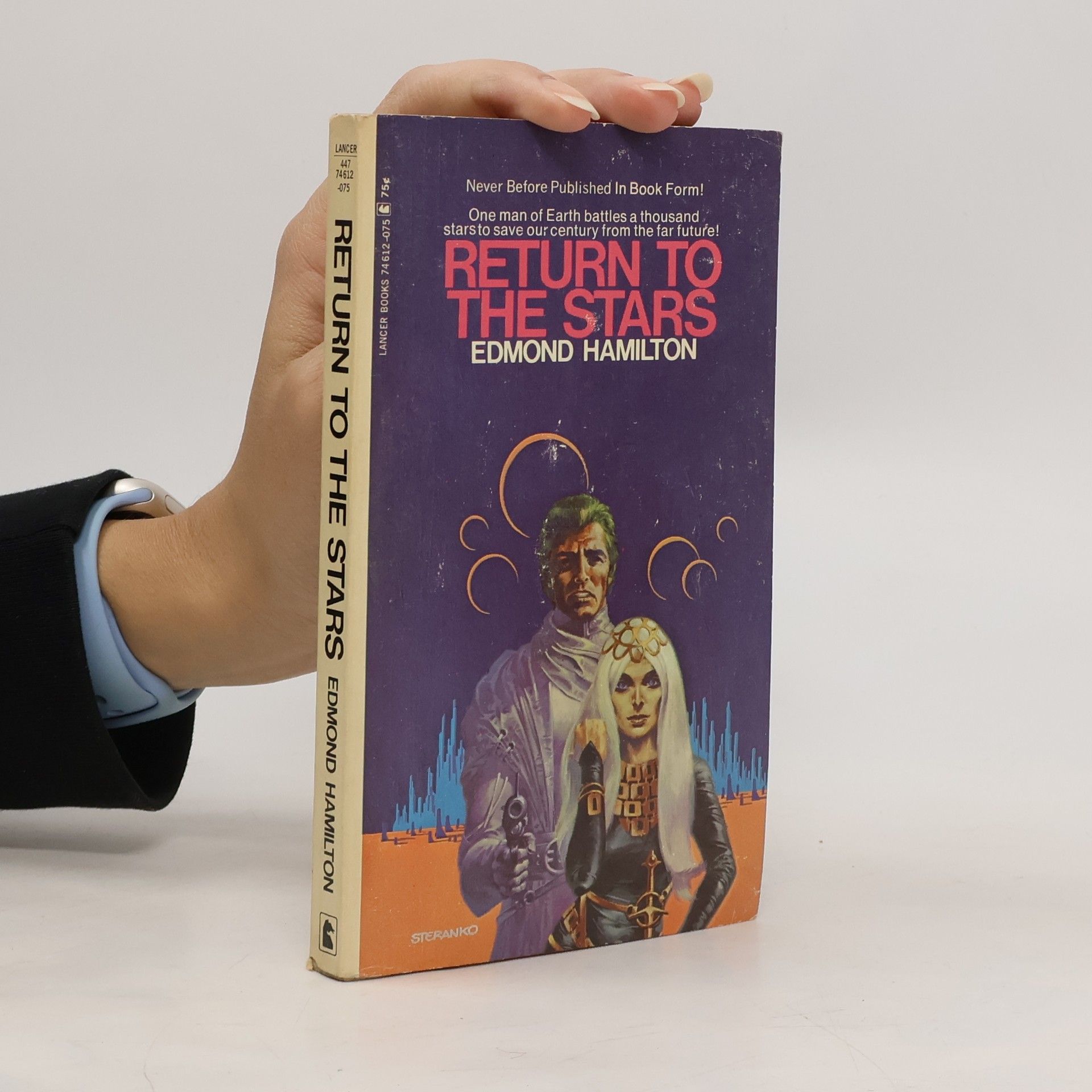 Edmond Hamilton Return to the Stars