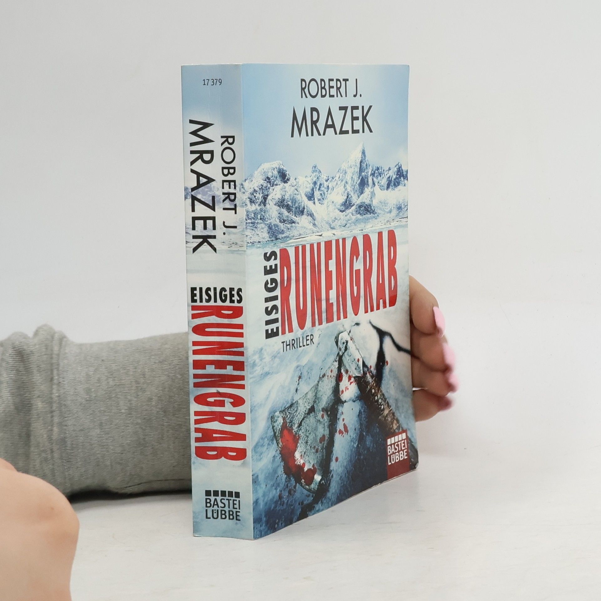 Robert J. Mrazek Eisiges Runengrab