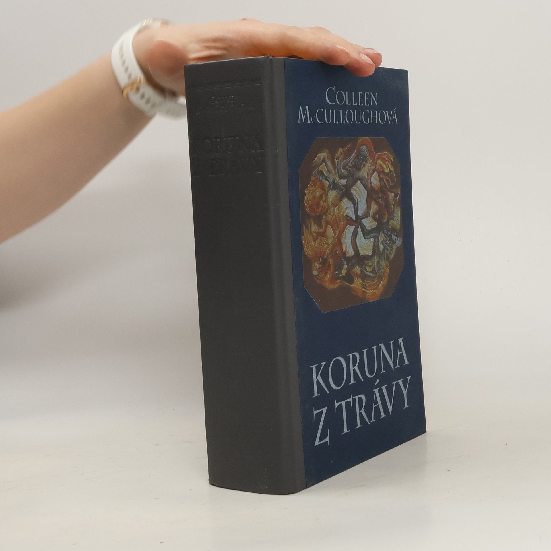 Colleen McCullough Koruna z trávy