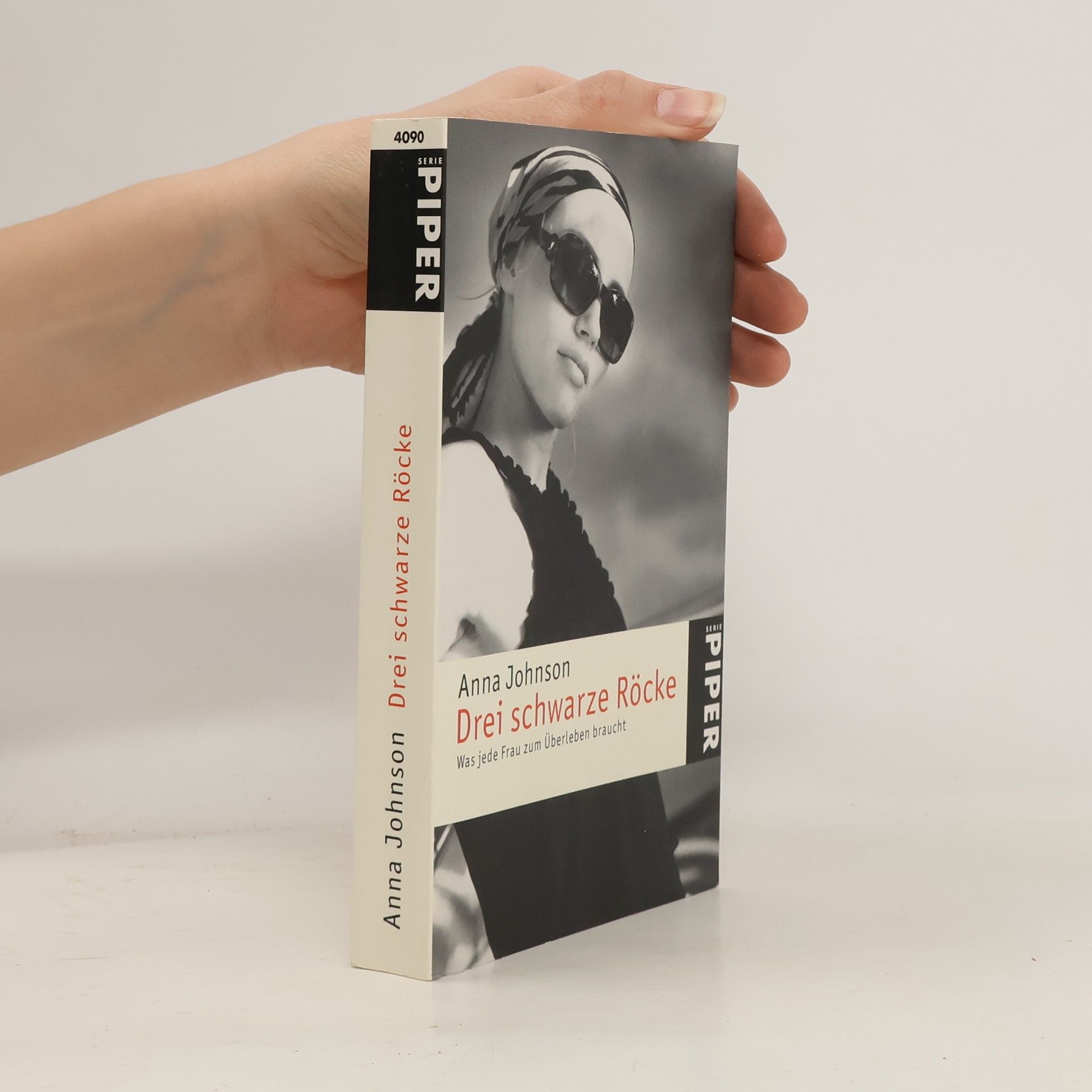 Drei schwarze Röcke