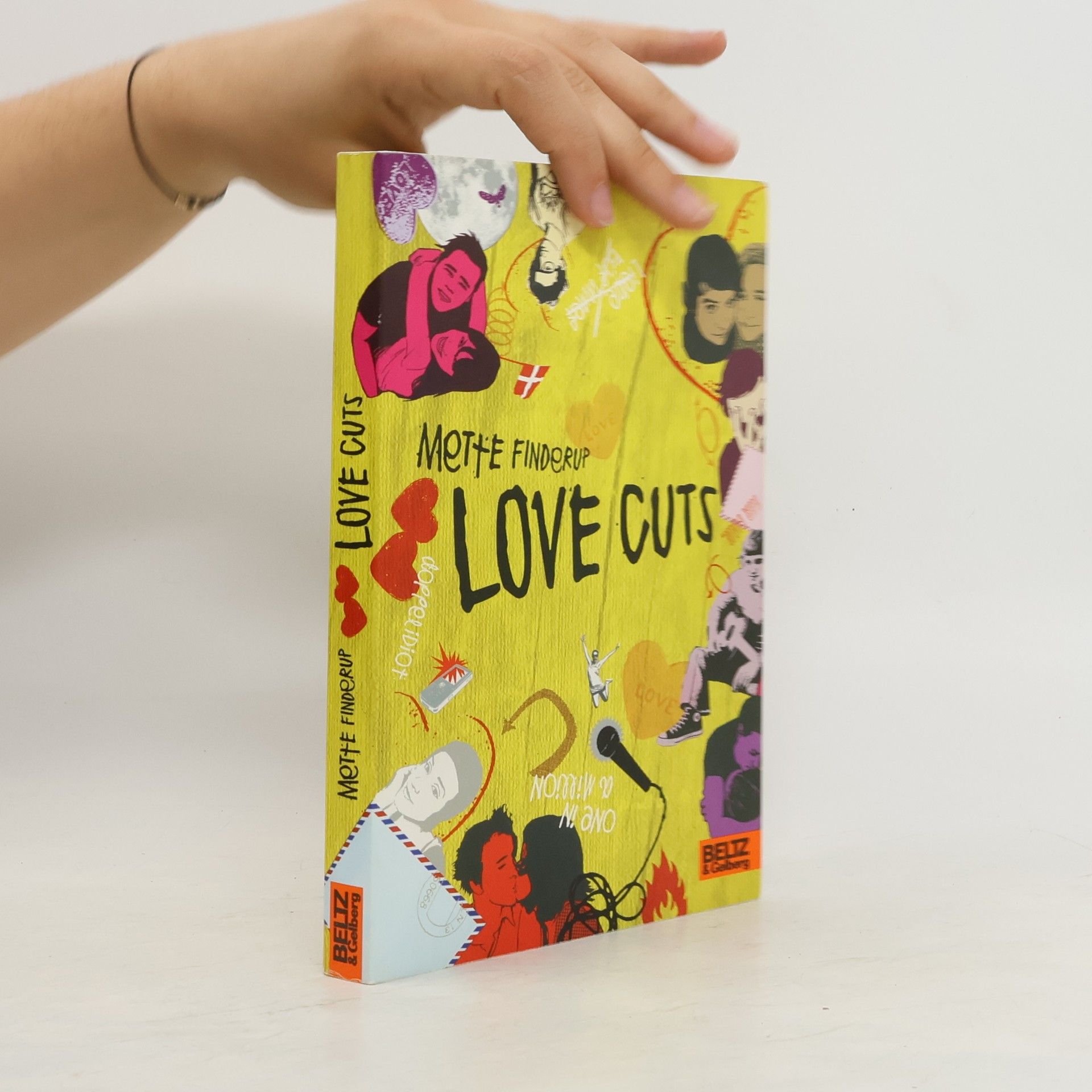 Mette Finderup Love Cuts
