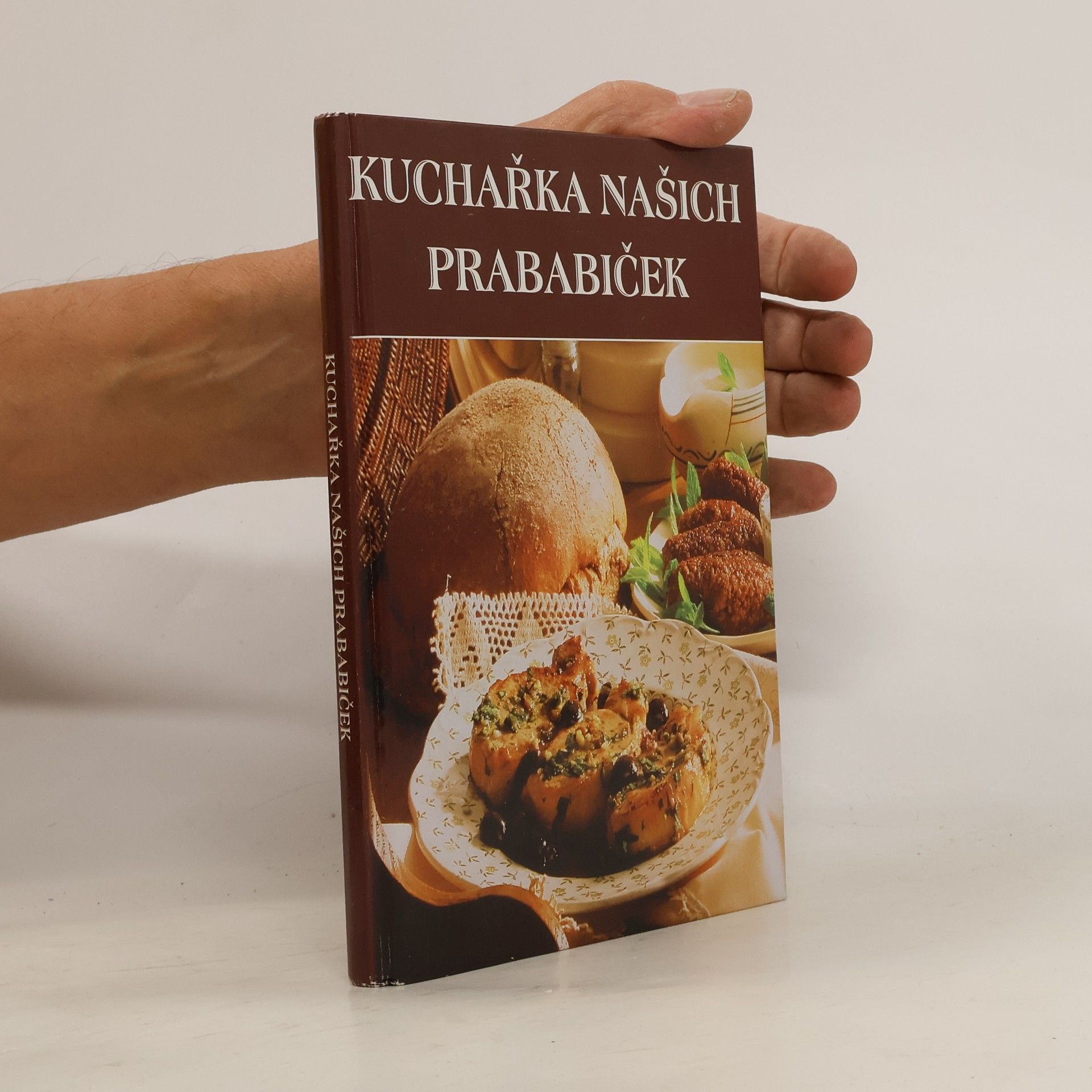 AA.VV. Kuchařka našich babiček