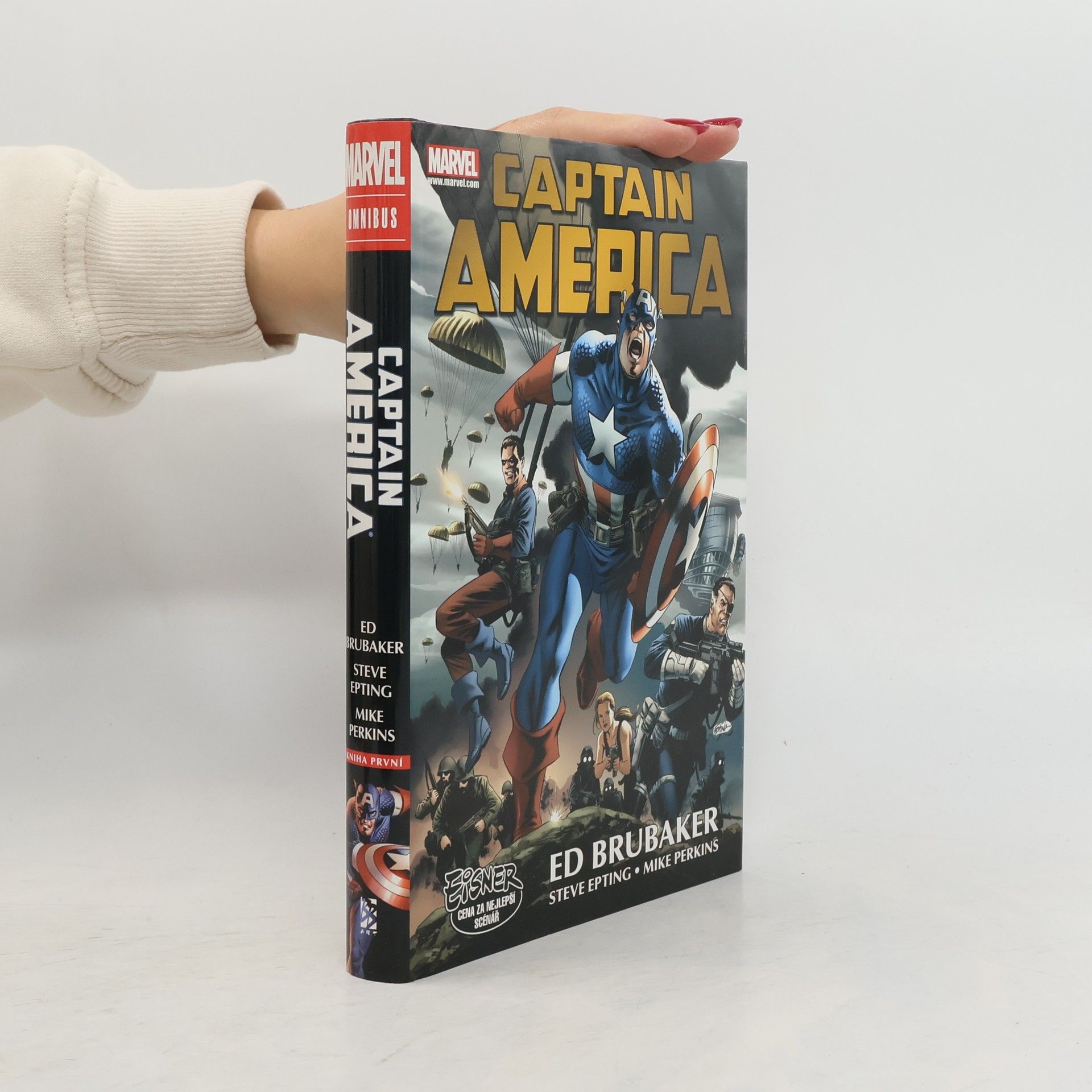 Ed Brubaker Captain America: Omnibus - Kniha první