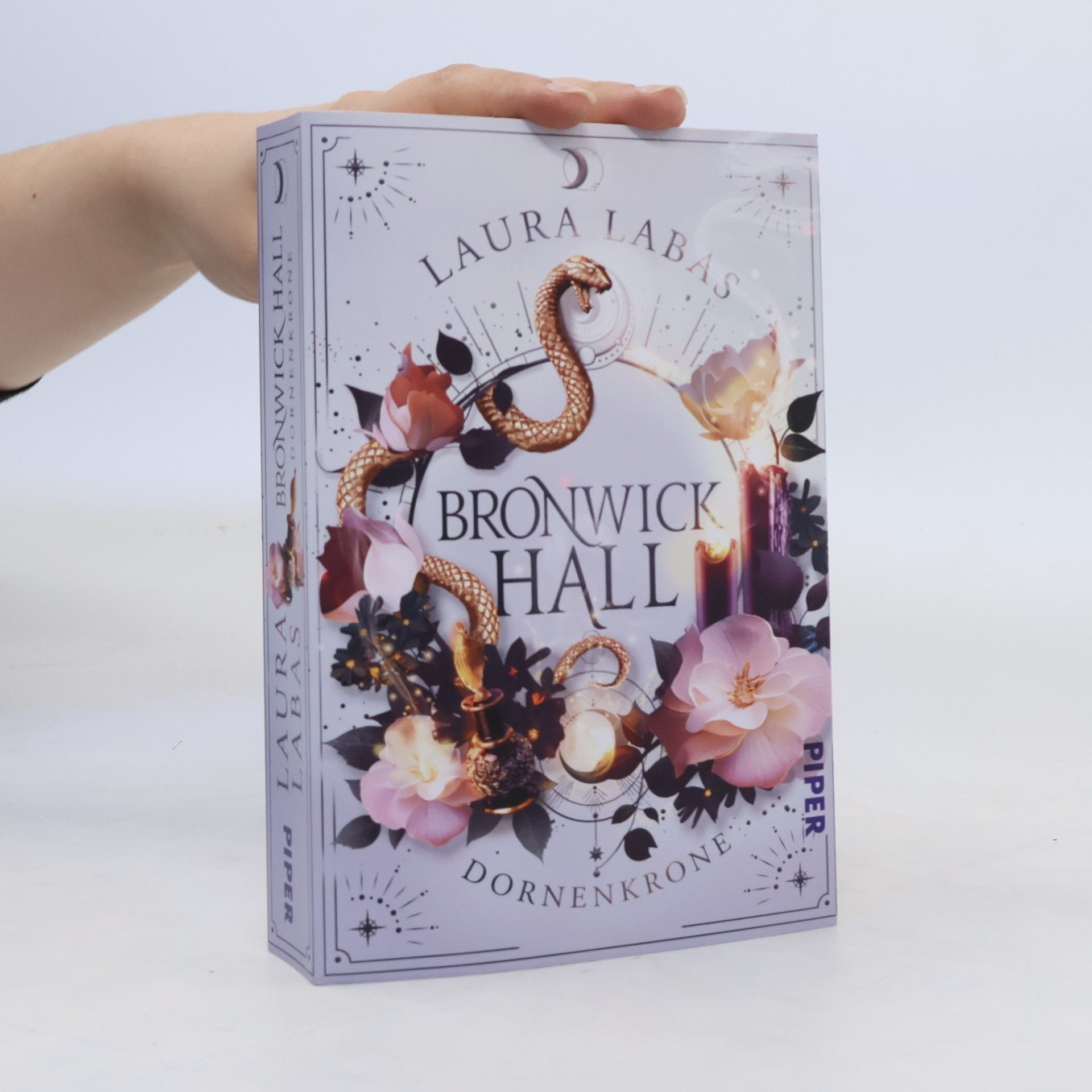 Laura Labas Dornenkrone
