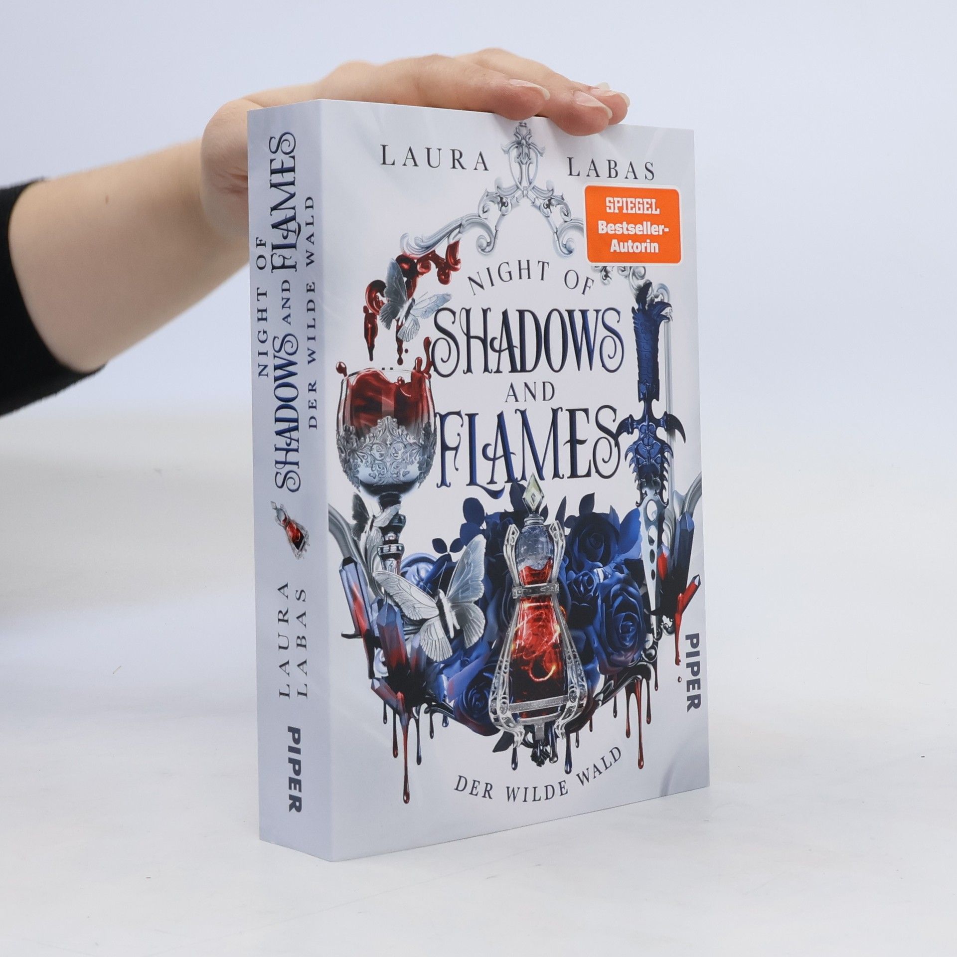 Laura Labas Night of Shadows and Flames. Der wilde Wald