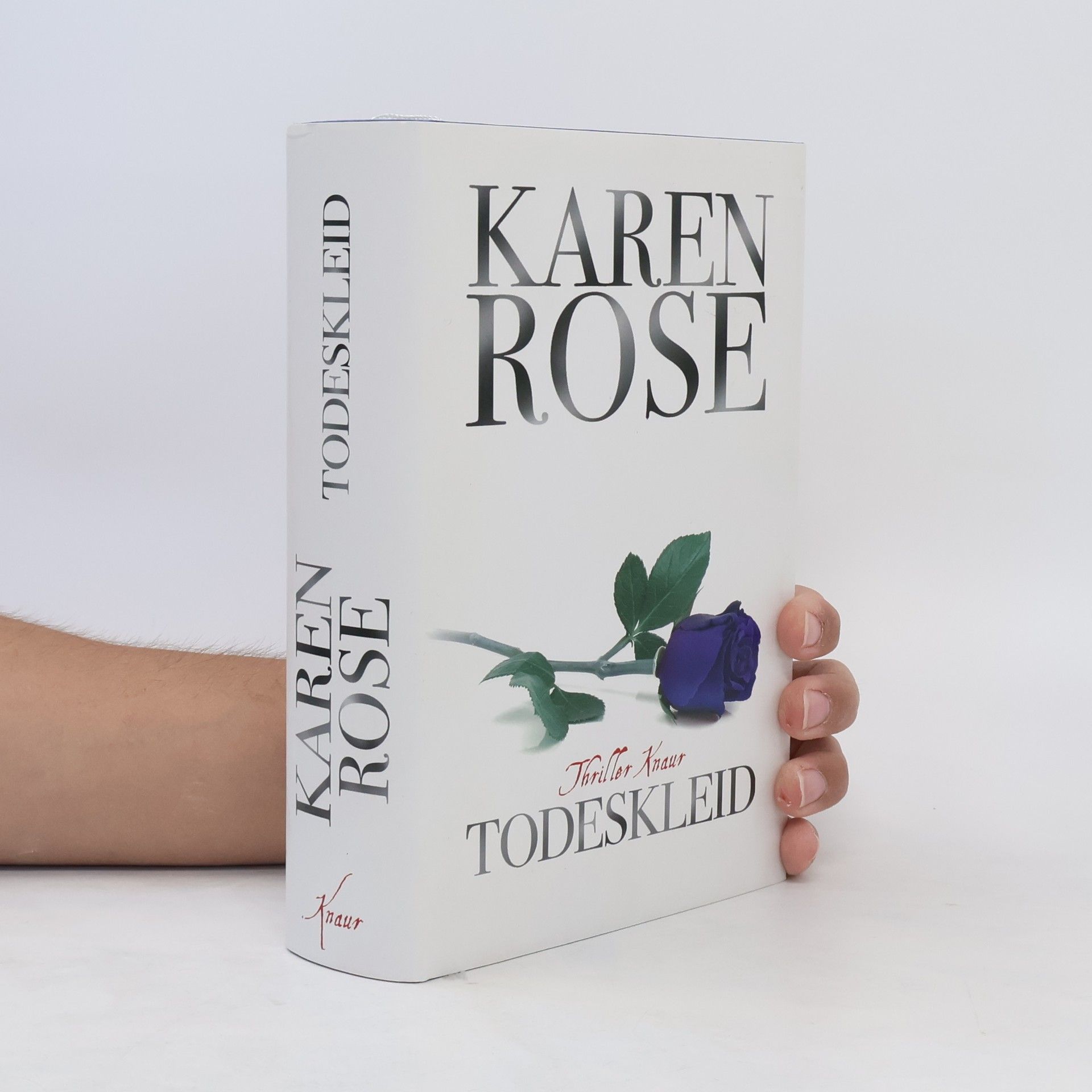 Karen Rose Todeskleid