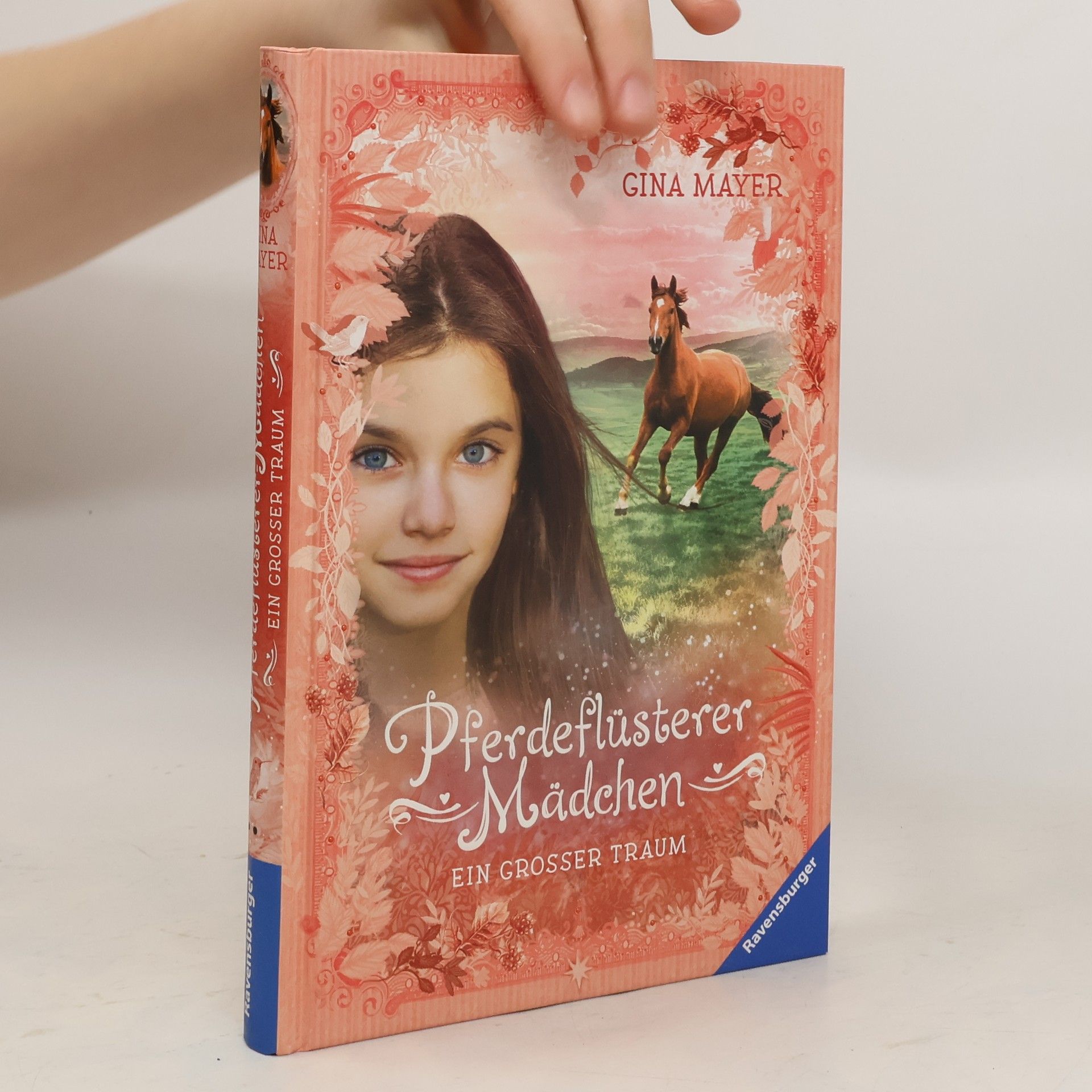 Gina Mayer Pferdeflüsterer-Mädchen