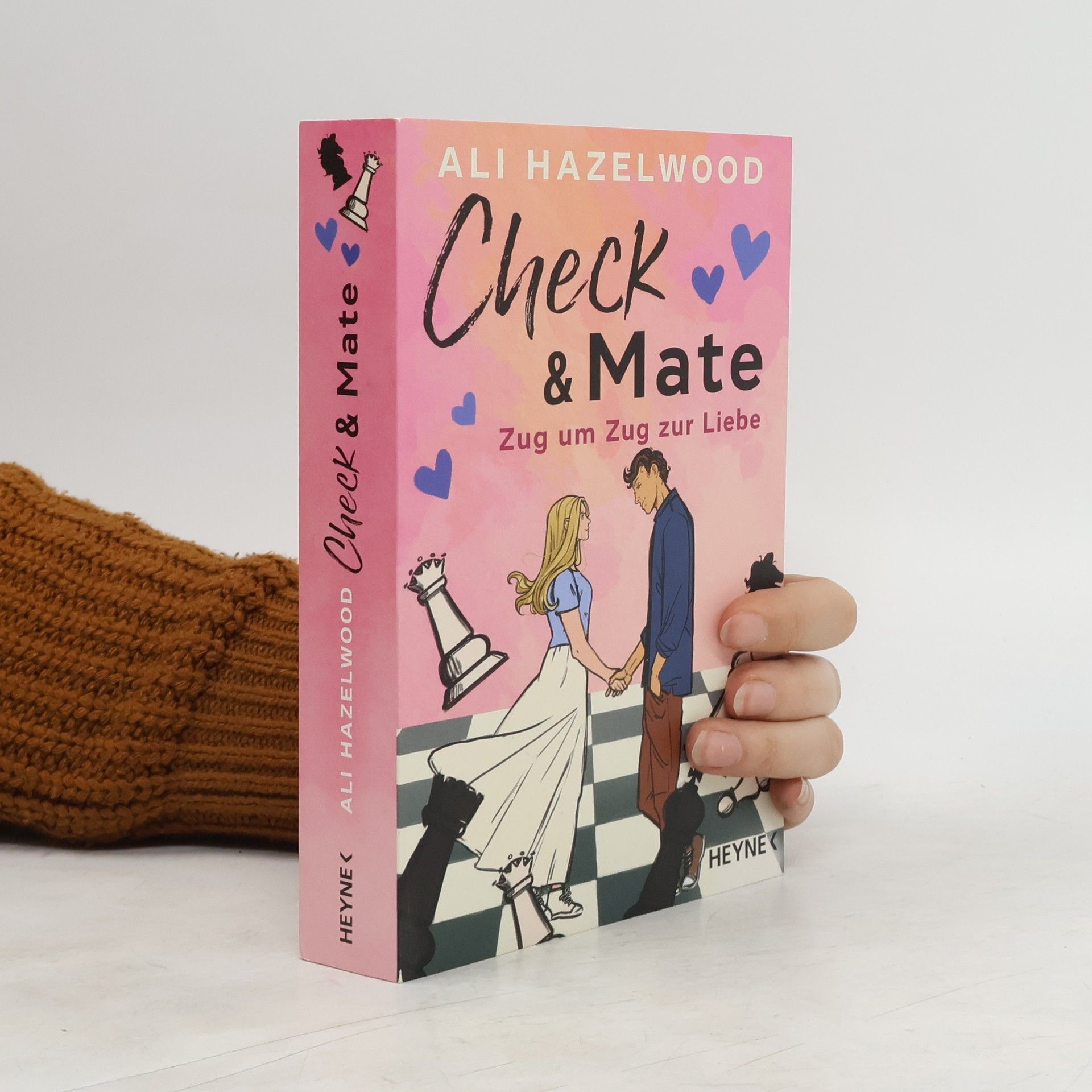 Ali Hazelwood Check & Mate – Zug um Zug zur Liebe