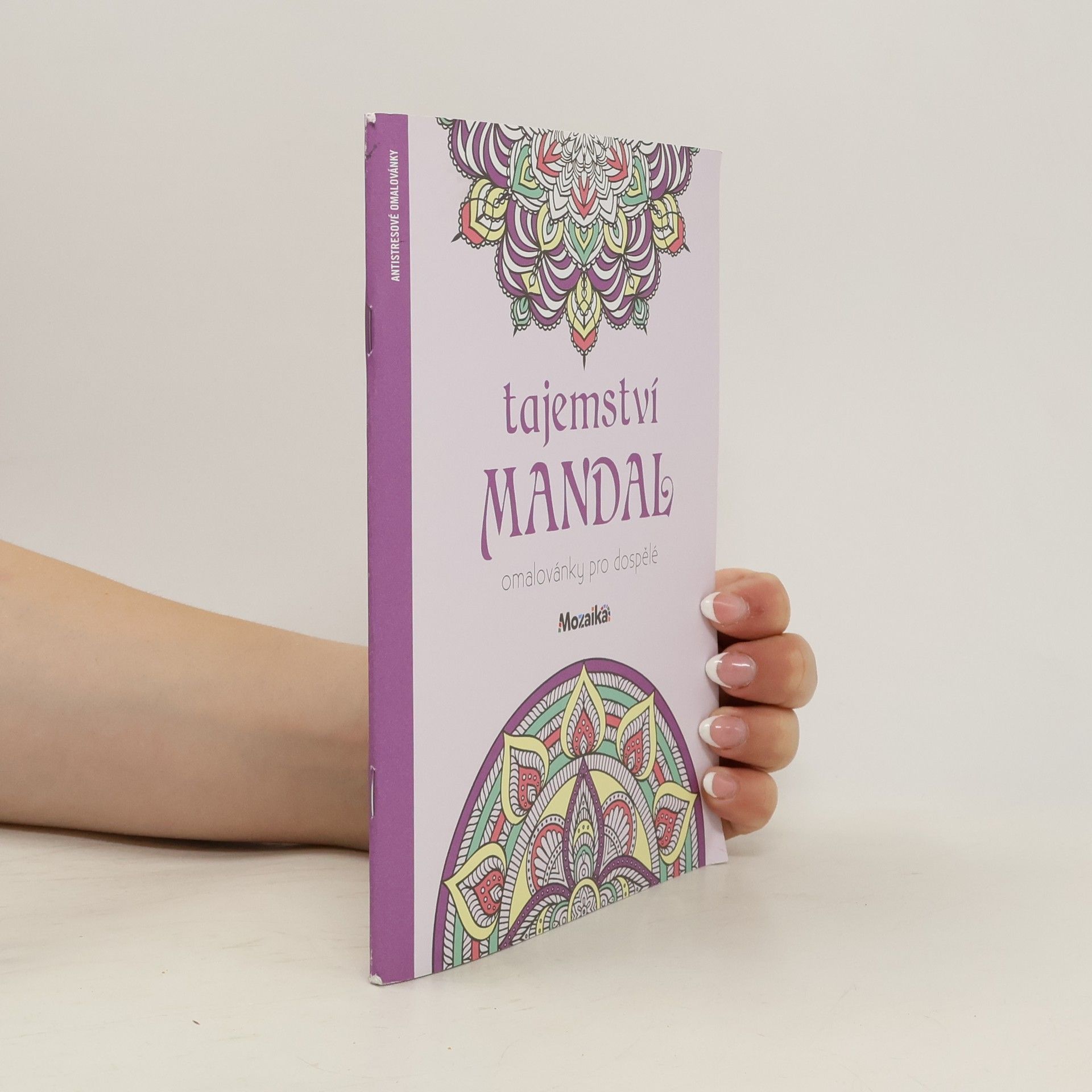 Ivana Langerová Tajemství mandal: omalovánky pro dospělé