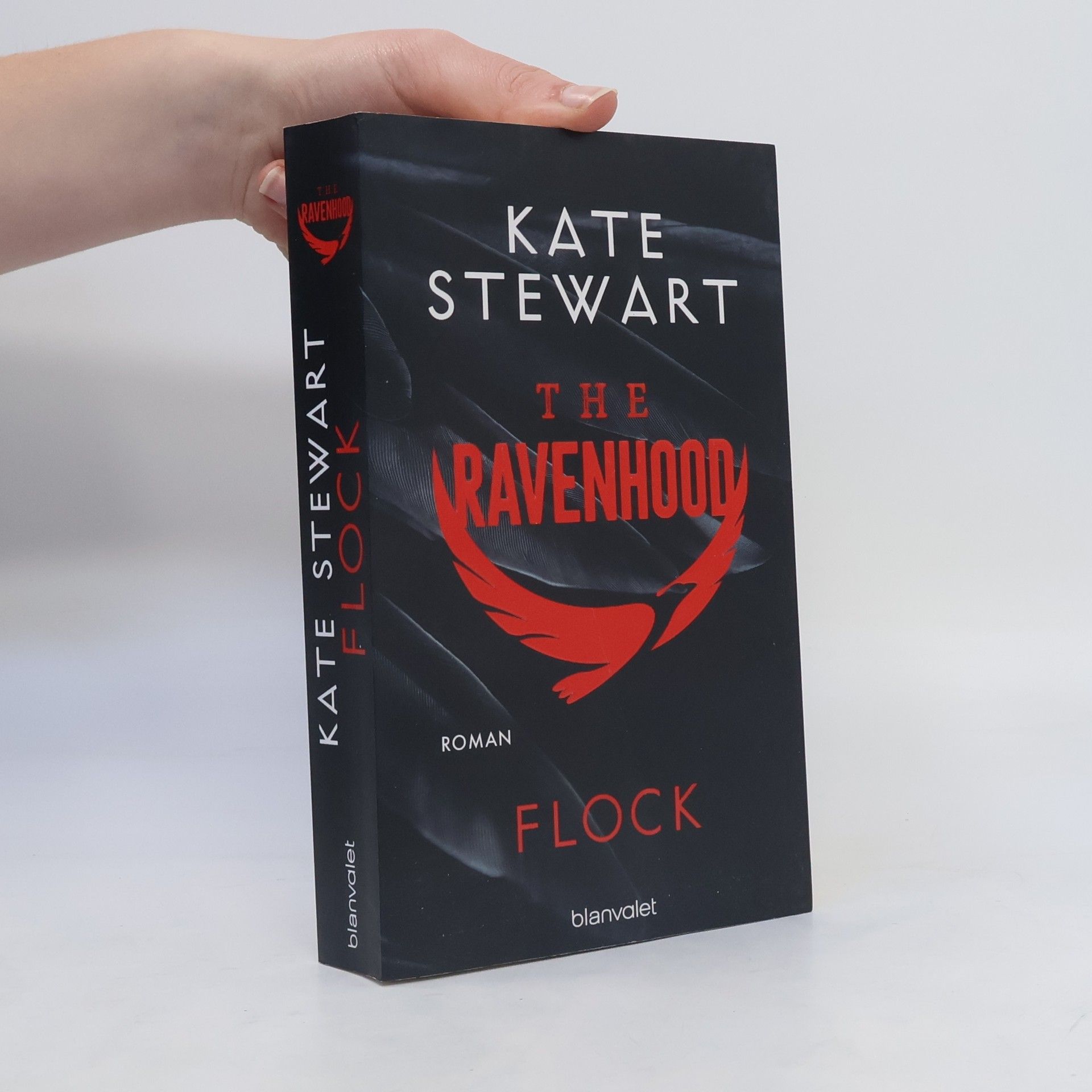 Kate Stewart The Ravenhood - Flock