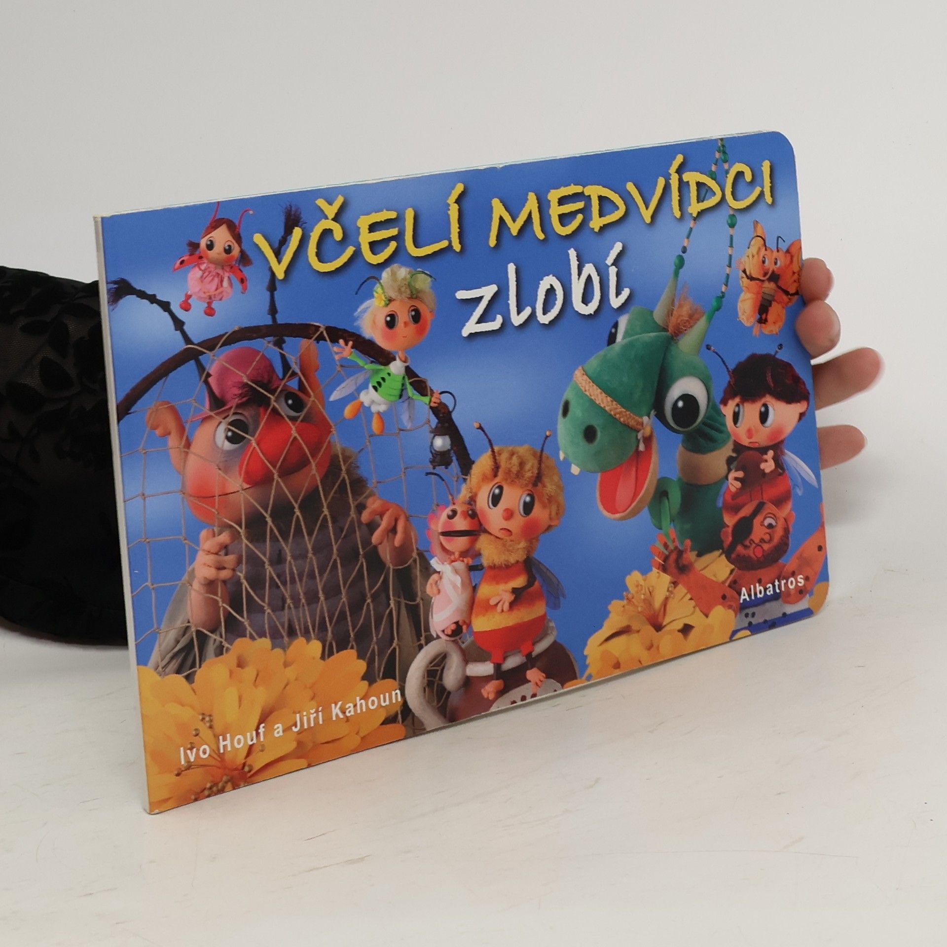 Jiří Kahoun Včelí medvídci zlobí