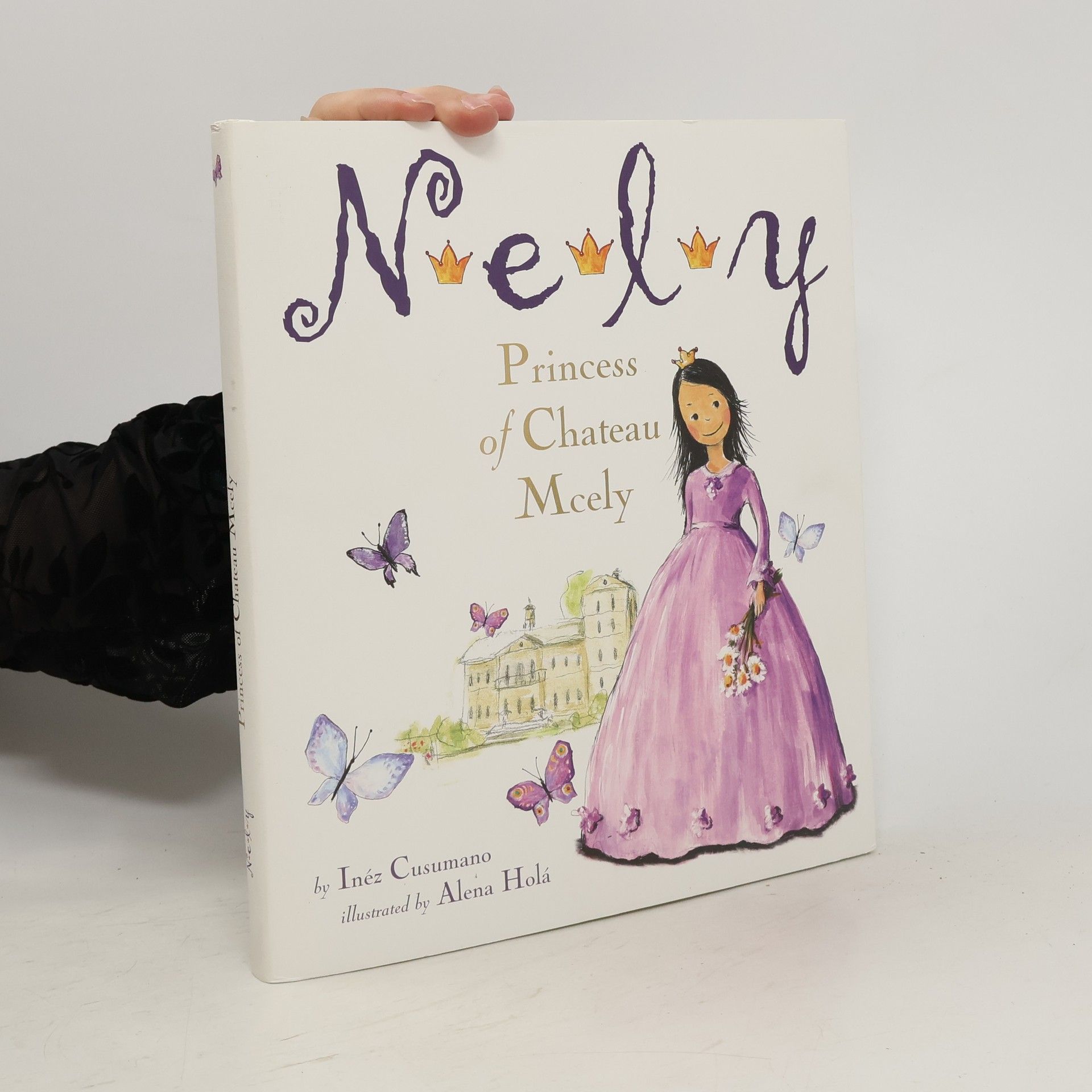 Inéz Cusumano Nely, princess of Chateau Mcely