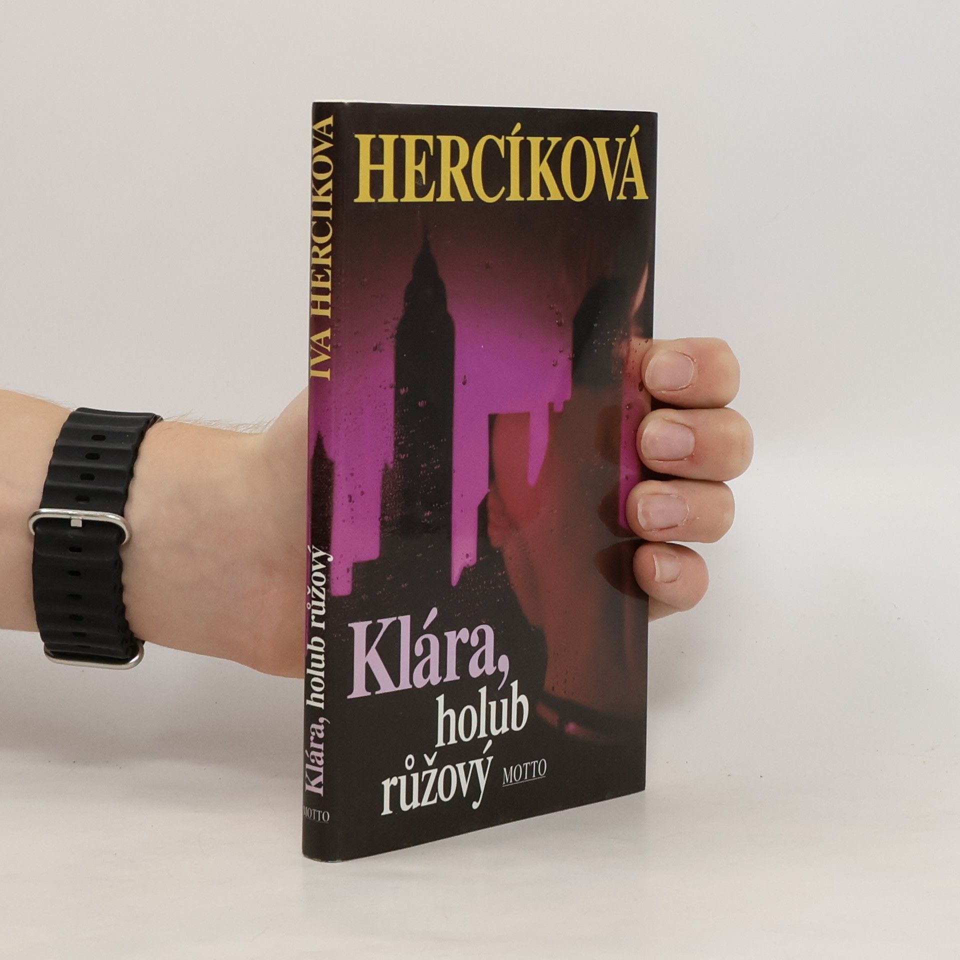 Iva Hercíková Klára, holub růžový